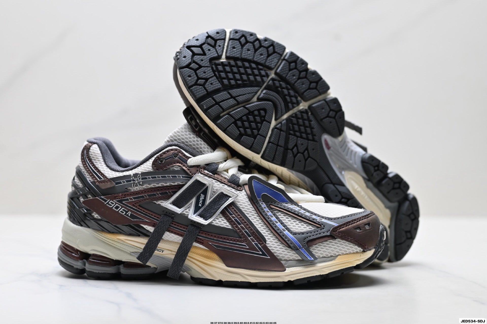 New Balance M1906 Retro Dad Sneaker – U1906ANA