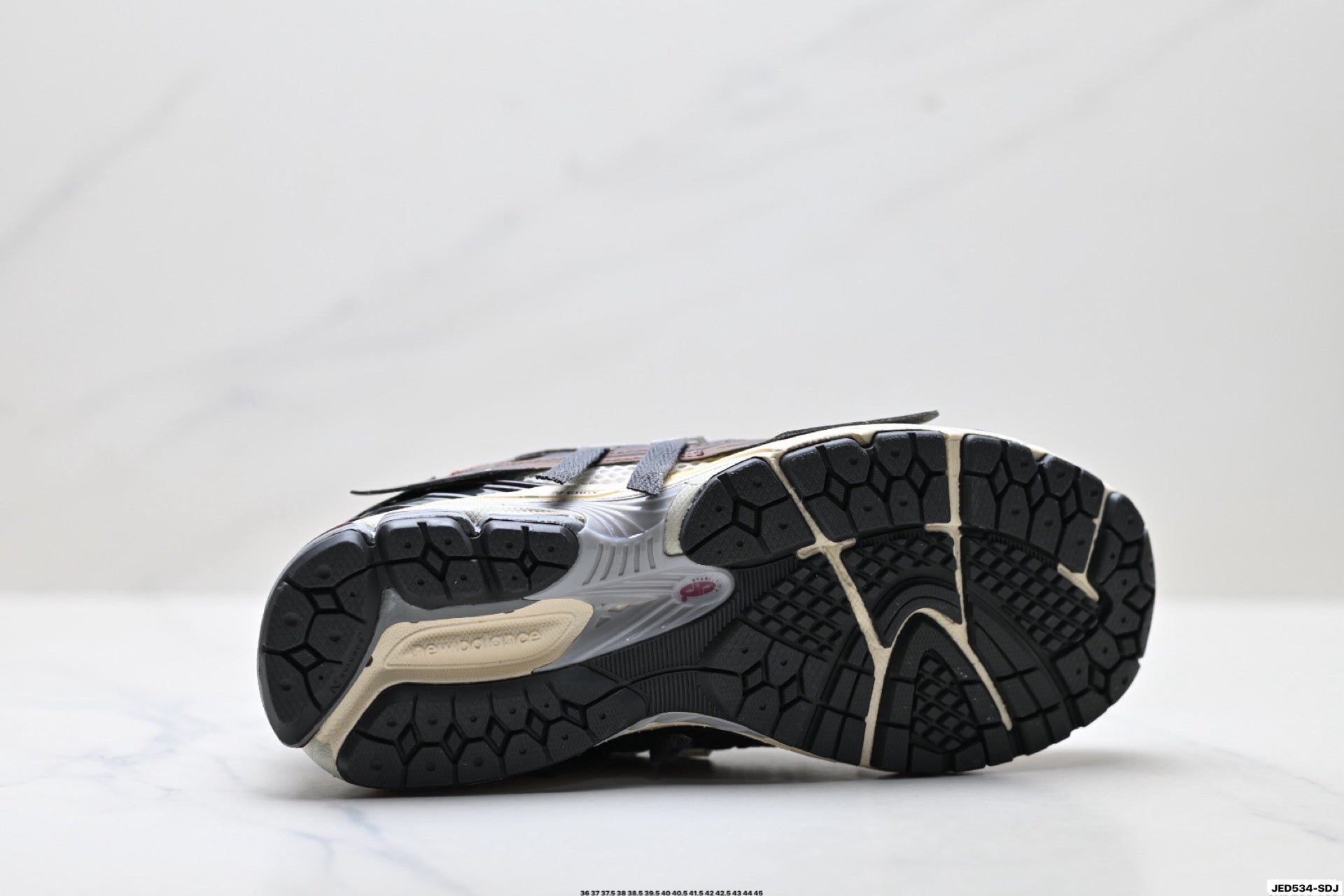 New Balance M1906 Retro Dad Sneaker – U1906ANA