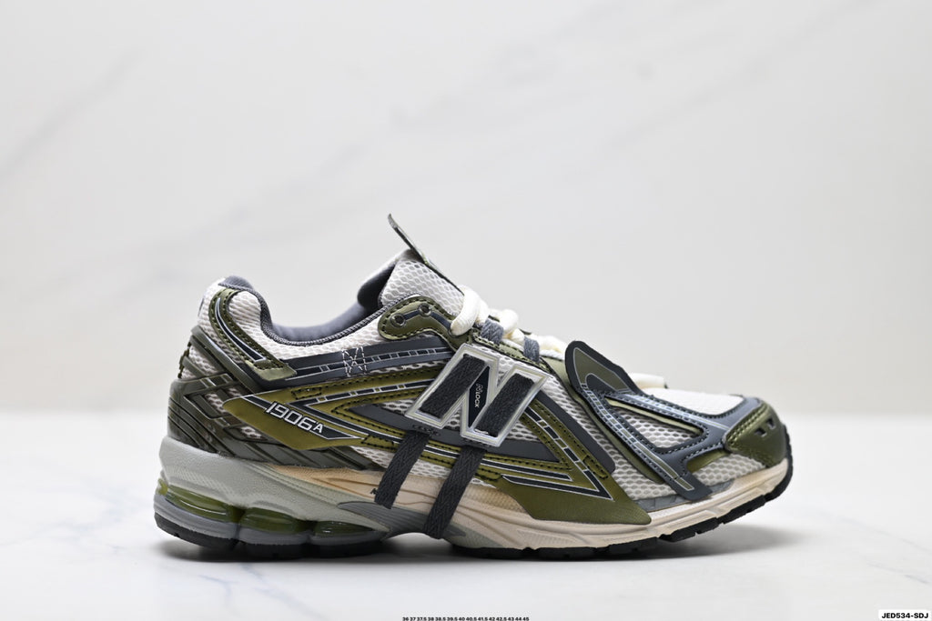 New Balance M1906 Retro Dad Sneaker – U1906ANC