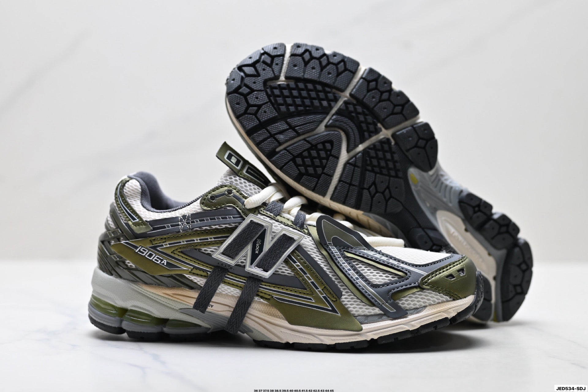 New Balance M1906 Retro Dad Sneaker – U1906ANC
