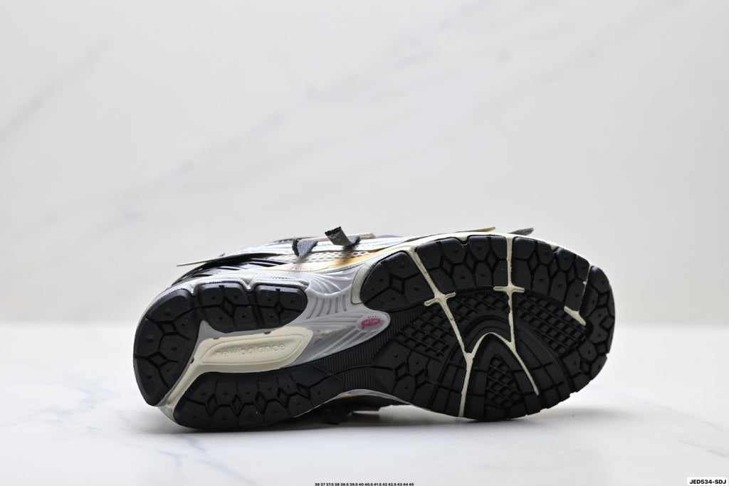New Balance M1906 Retro Dad Sneaker – M1906AD