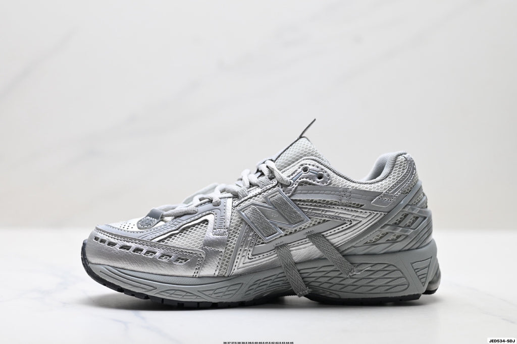 New Balance M1906 Retro Dad Sneaker – M1906AG