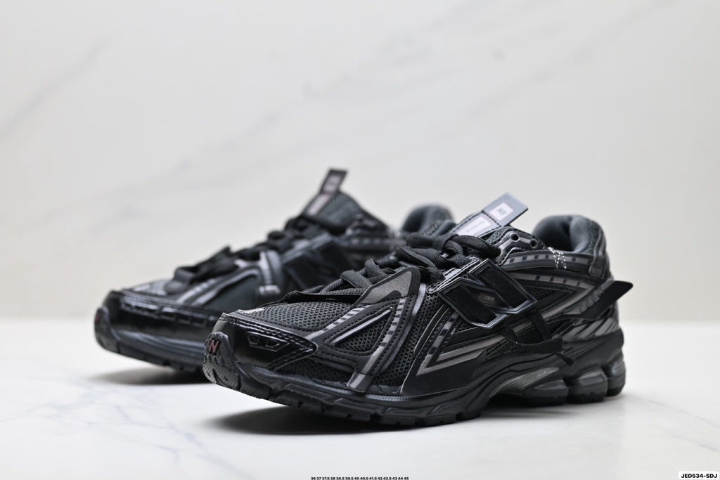 New Balance M1906 Retro Dad Sneaker – M1906AF