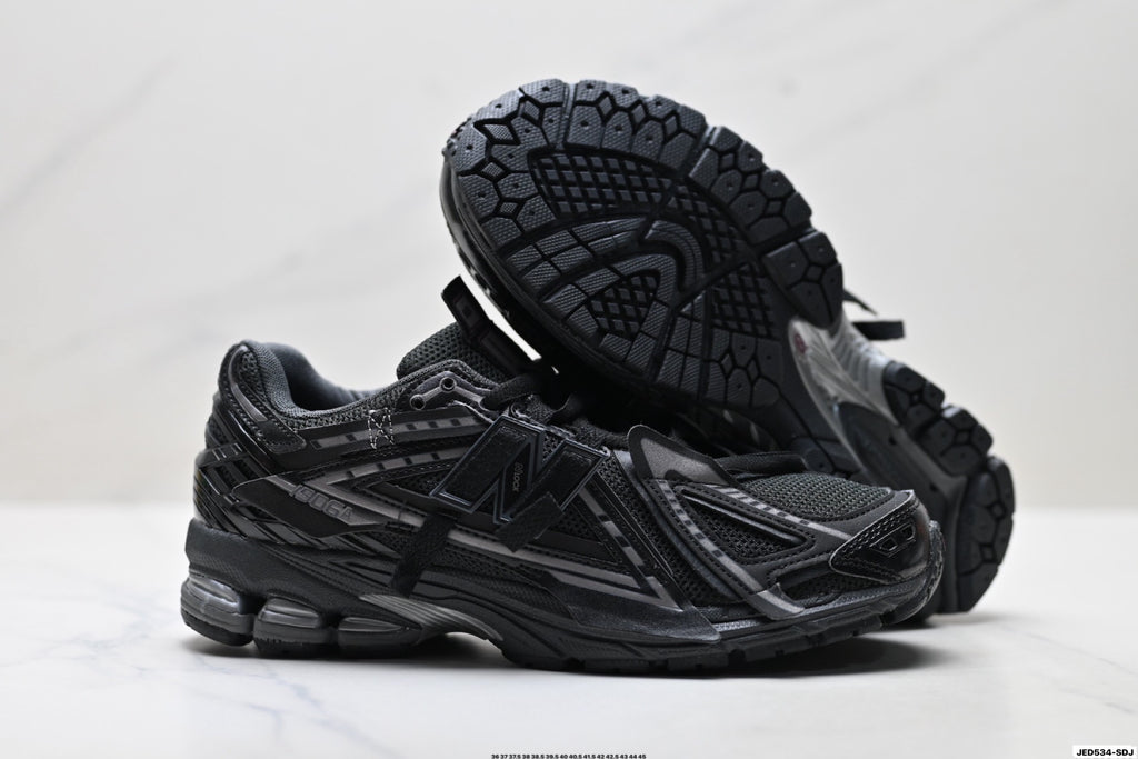 New Balance M1906 Retro Dad Sneaker – M1906AF