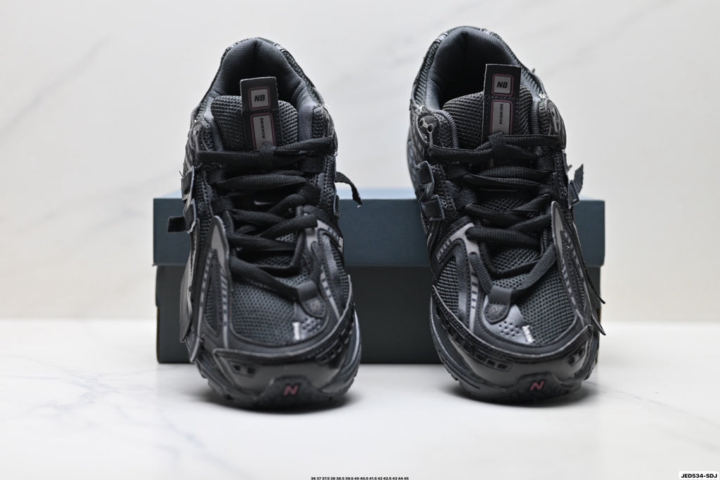New Balance M1906 Retro Dad Sneaker – M1906AF