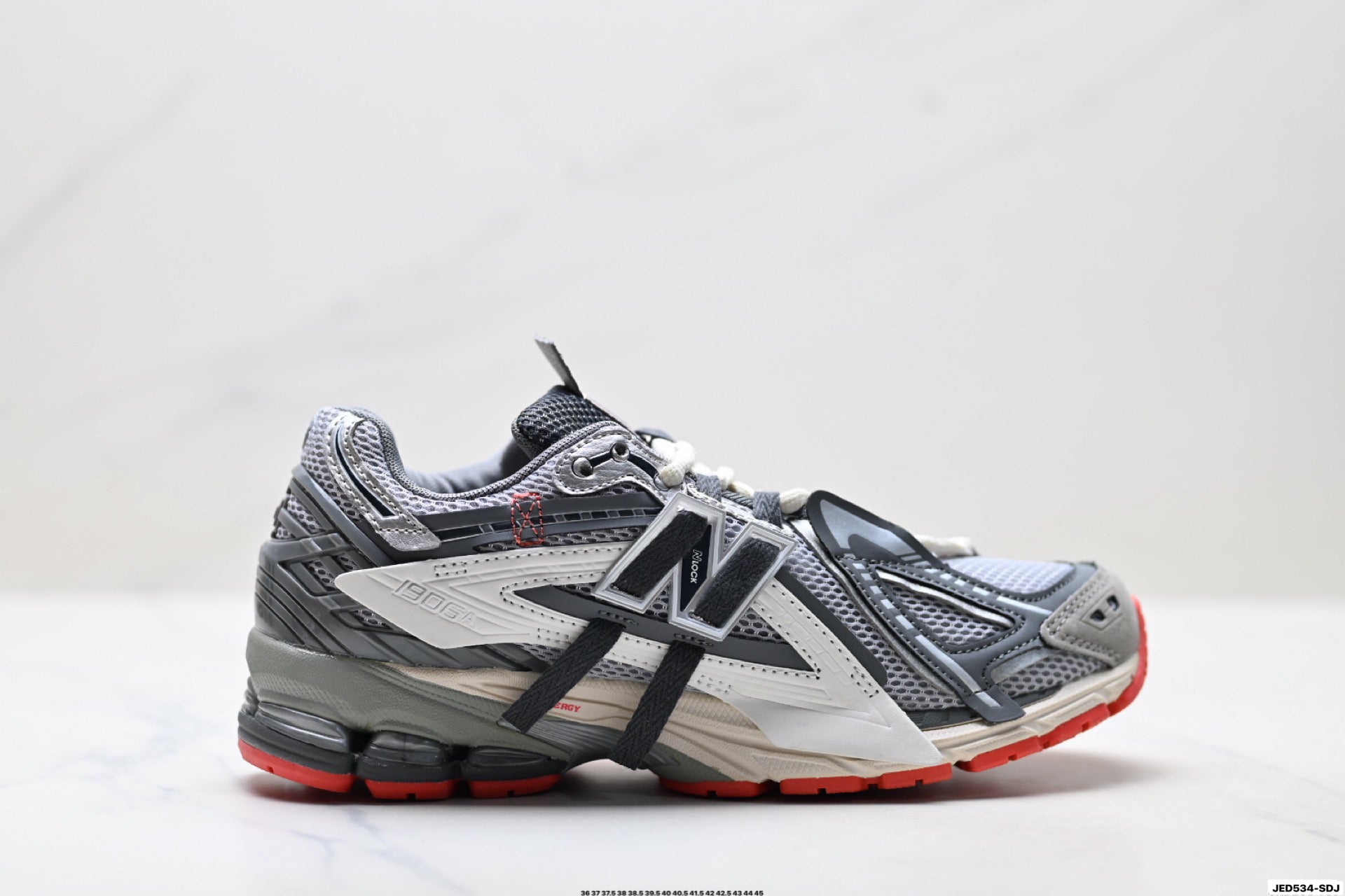 New Balance M1906 Retro Dad Sneaker – M1906AC