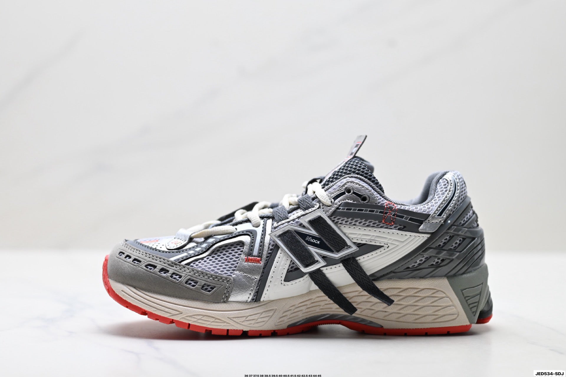 New Balance M1906 Retro Dad Sneaker – M1906AC