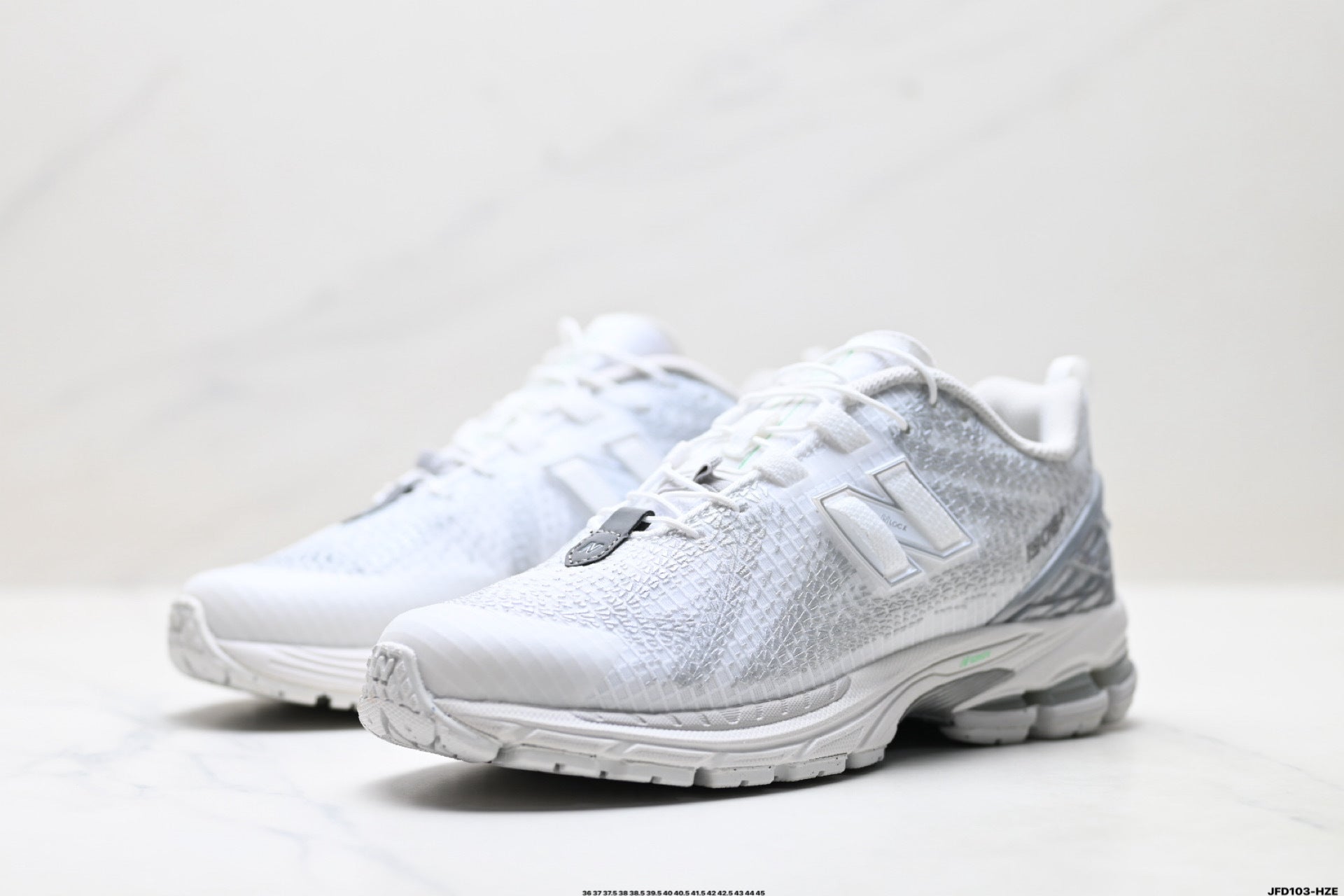 New Balance M1906 Retro Dad Sneaker – U190611X