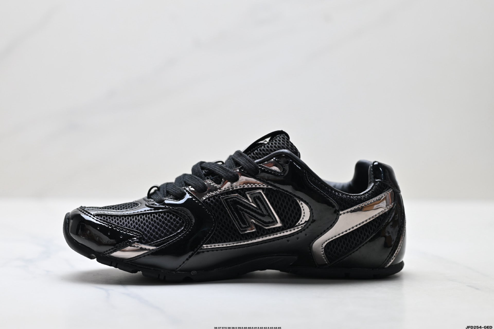 Miu Miu × New Balance 530 SL – 5E165E_3ZL7_F0A13_F_BD05