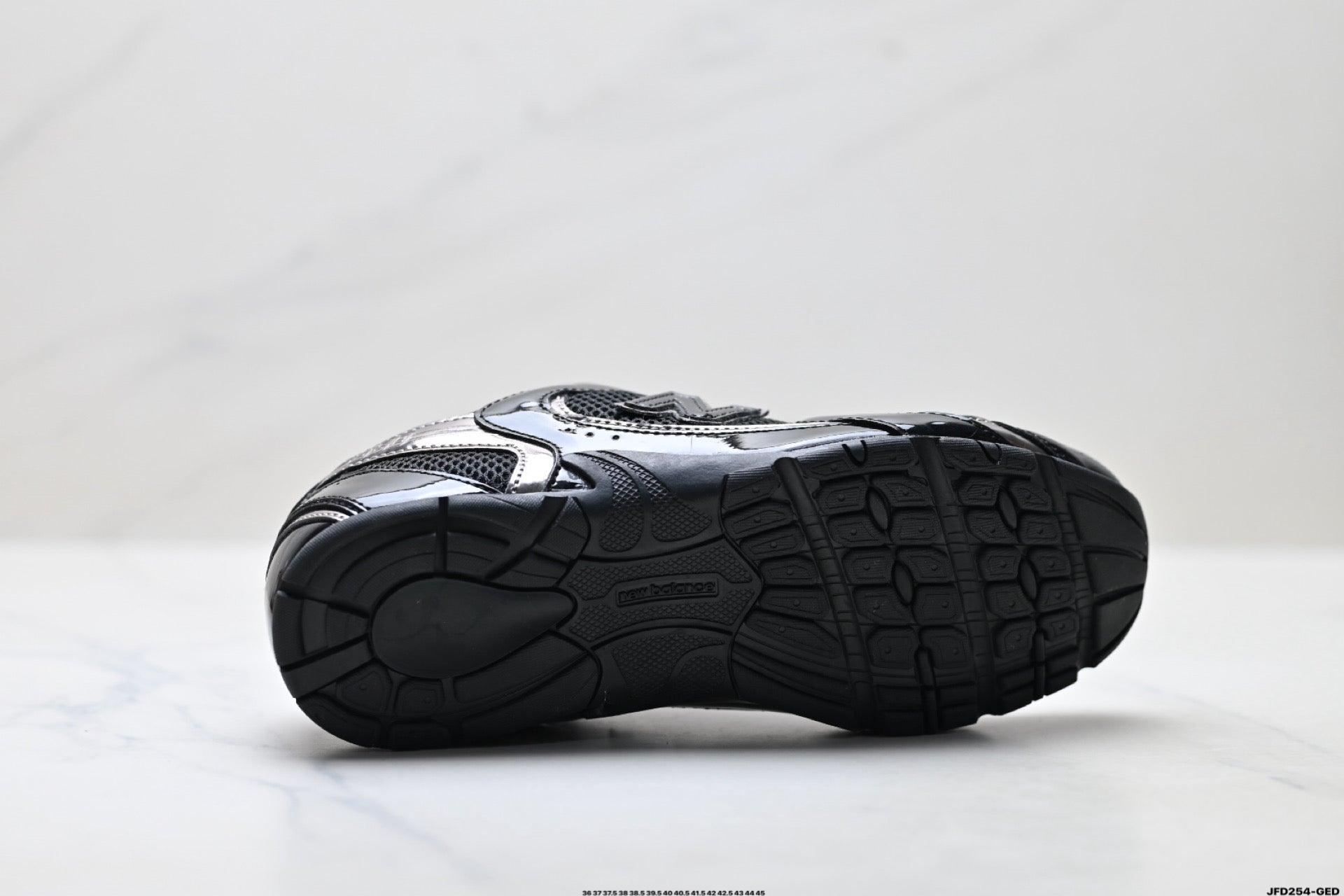 Miu Miu × New Balance 530 SL – 5E165E_3ZL7_F0A13_F_BD05