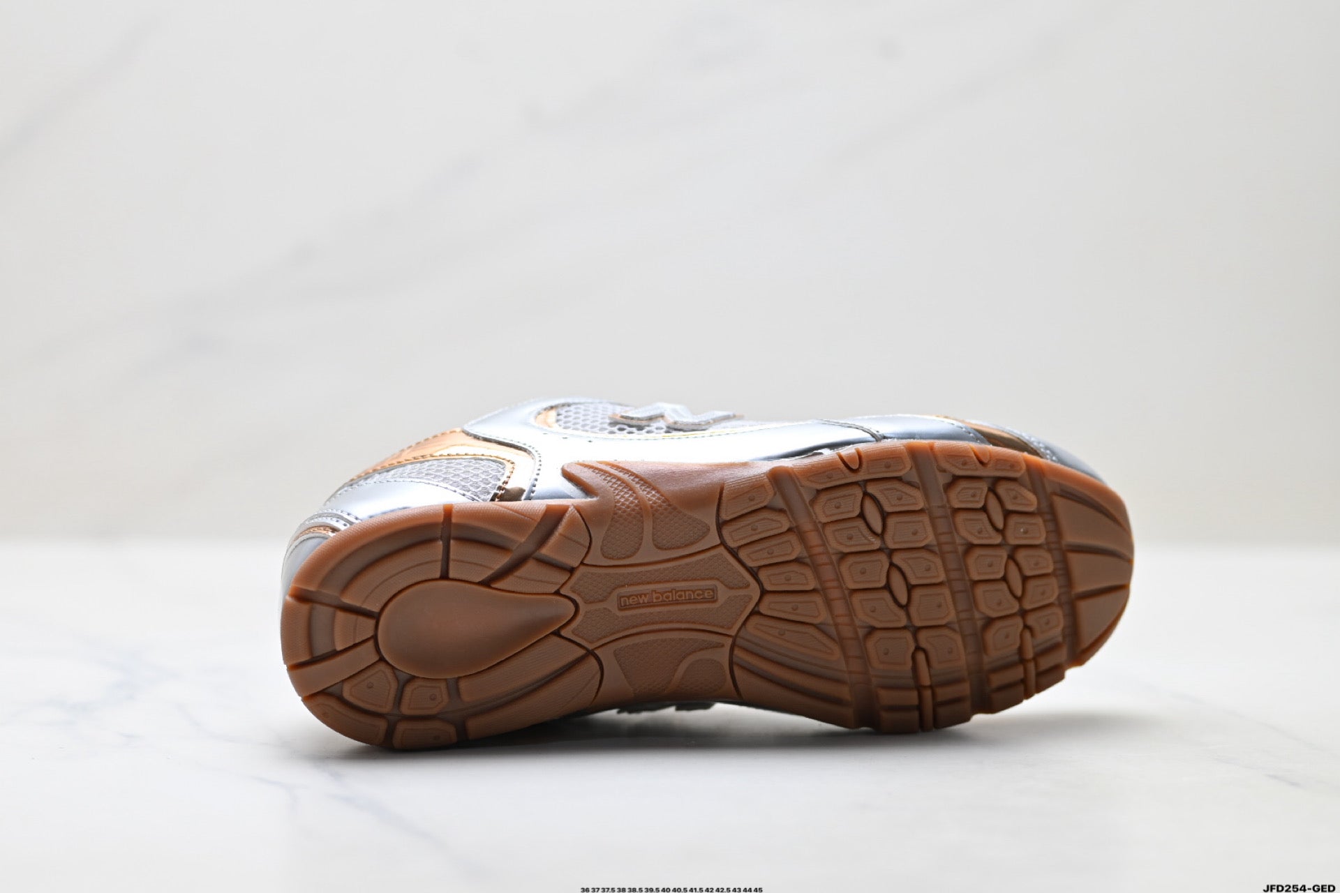 Miu Miu × New Balance 530 SL – Silver & Platinum 5E165E_3ZL7_F0A13_F_BD05