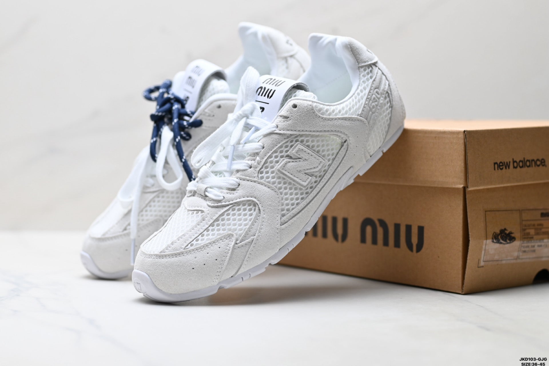 Miu Miu × New Balance 530 SL – 5E165E_3D8C_F0009_F_BD05