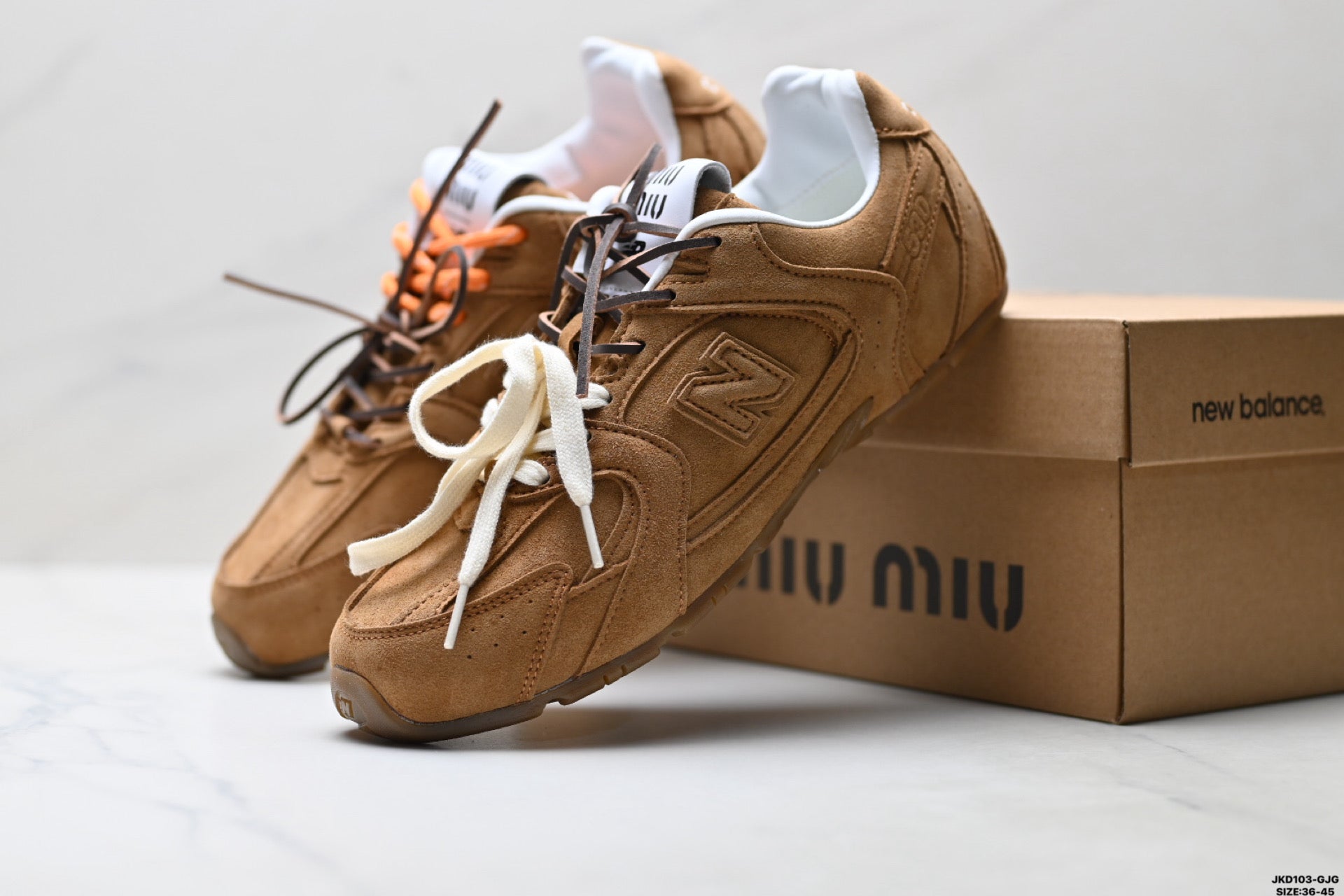 Miu Miu × New Balance 530 SL – 5E165E_D7R_F0044_F_BD05