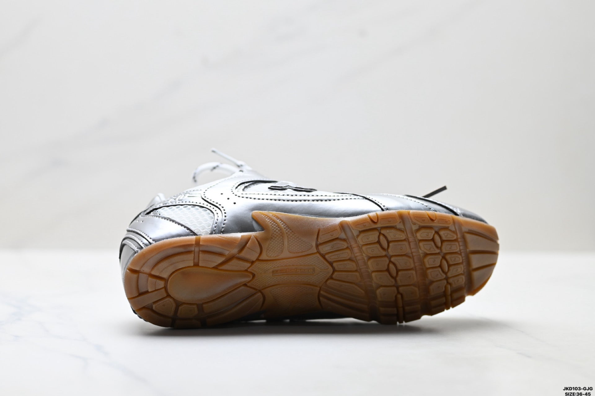 Miu Miu × New Balance 530 SL – 5E165E_3L90_F0118_F_BD05