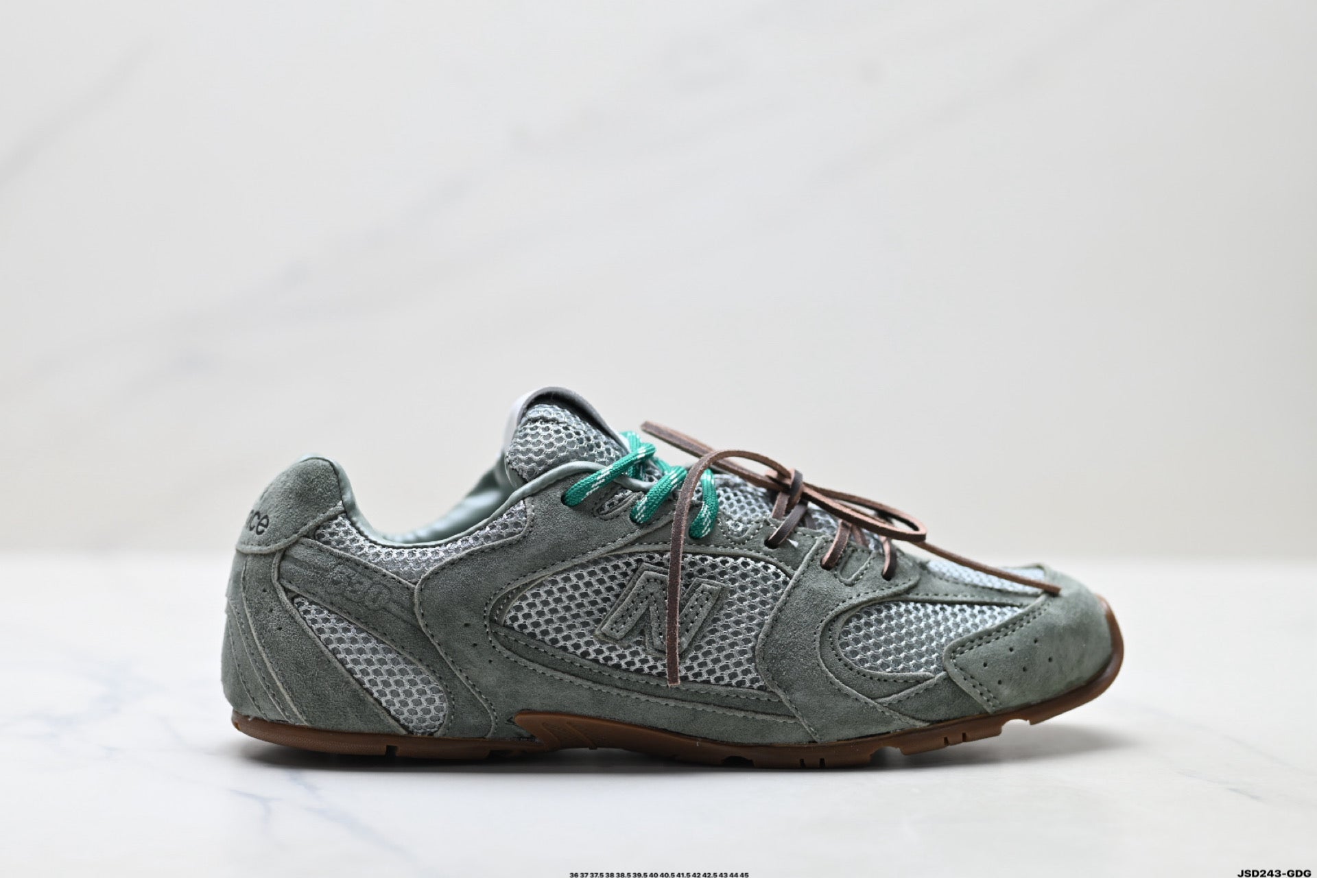 Miu Miu × New Balance 530 SL – 5E165E_3KV6_F0092_F_BD05