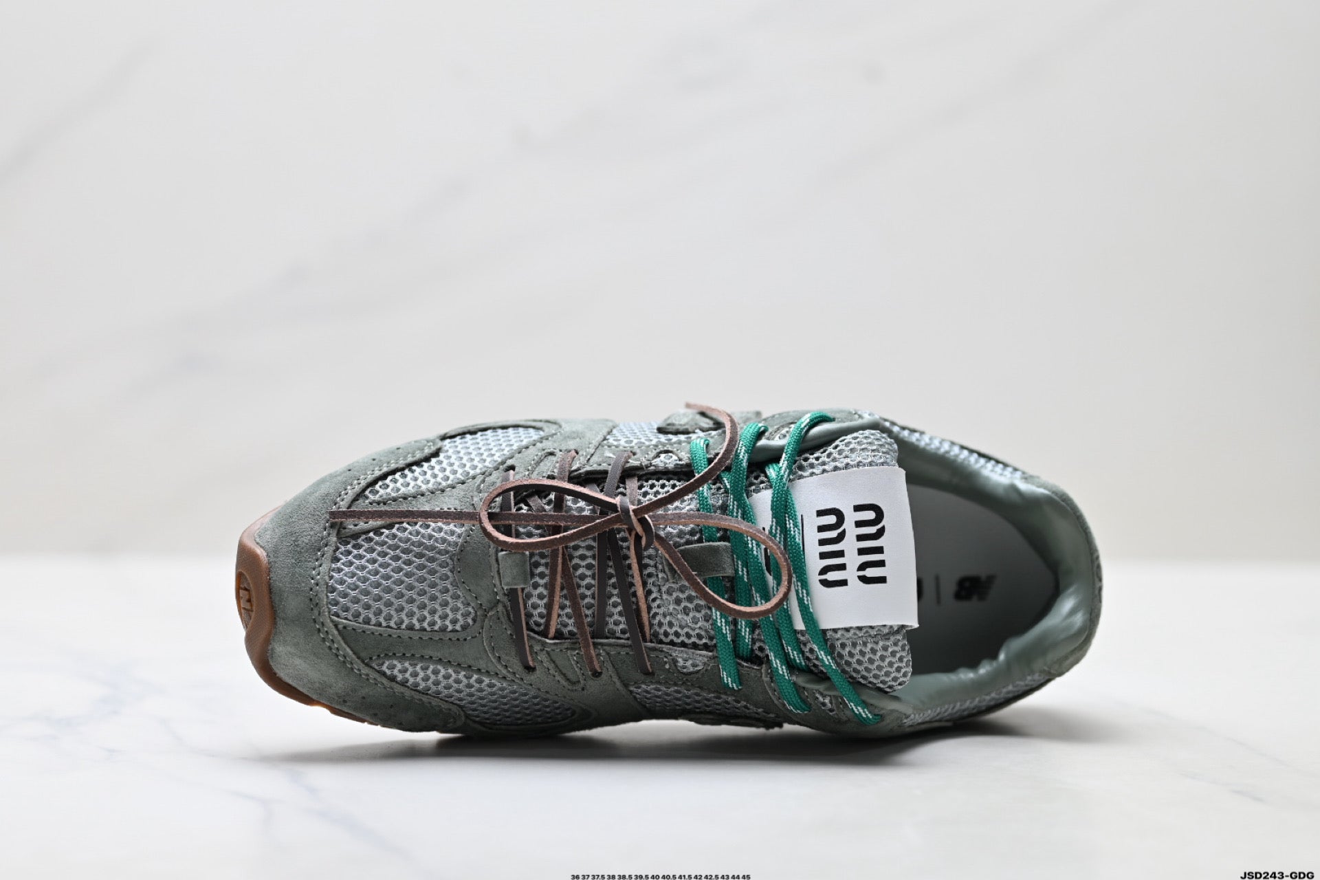 Miu Miu × New Balance 530 SL – 5E165E_3KV6_F0092_F_BD05
