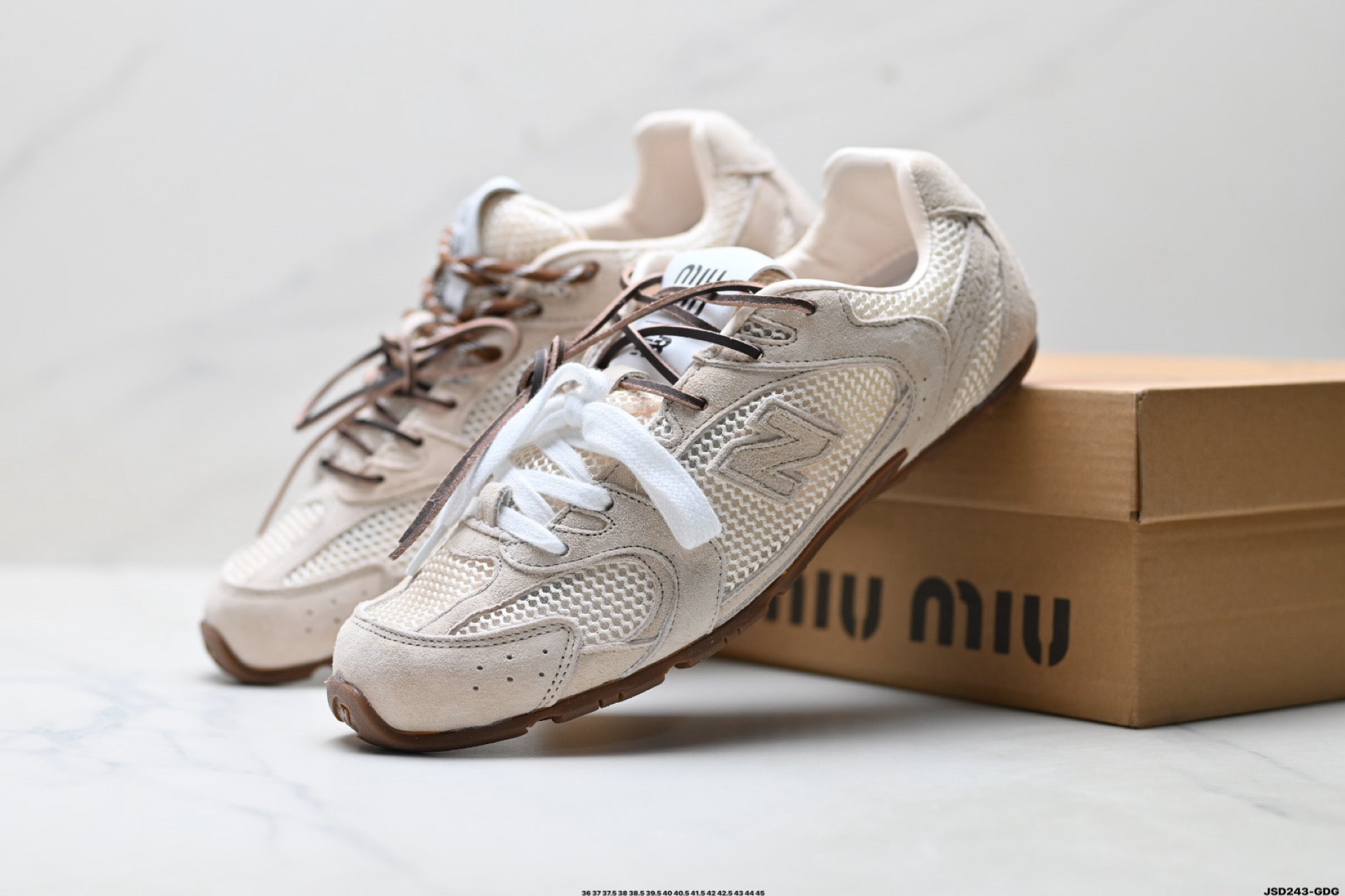 Miu Miu × New Balance 530 SL – 5E165E_3KV6_F021M_F_BD05