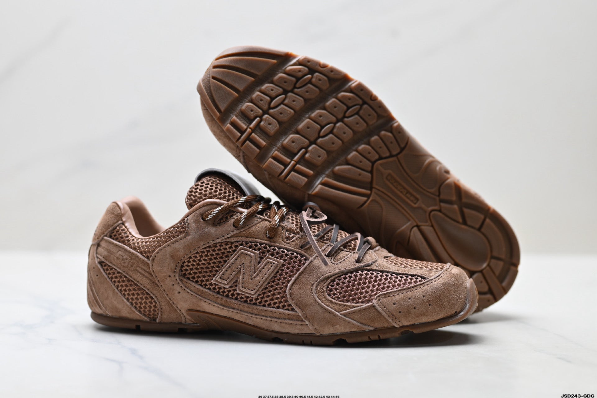Miu Miu × New Balance 530 SL – 5E165E_3KV6_F0050_F_BD05