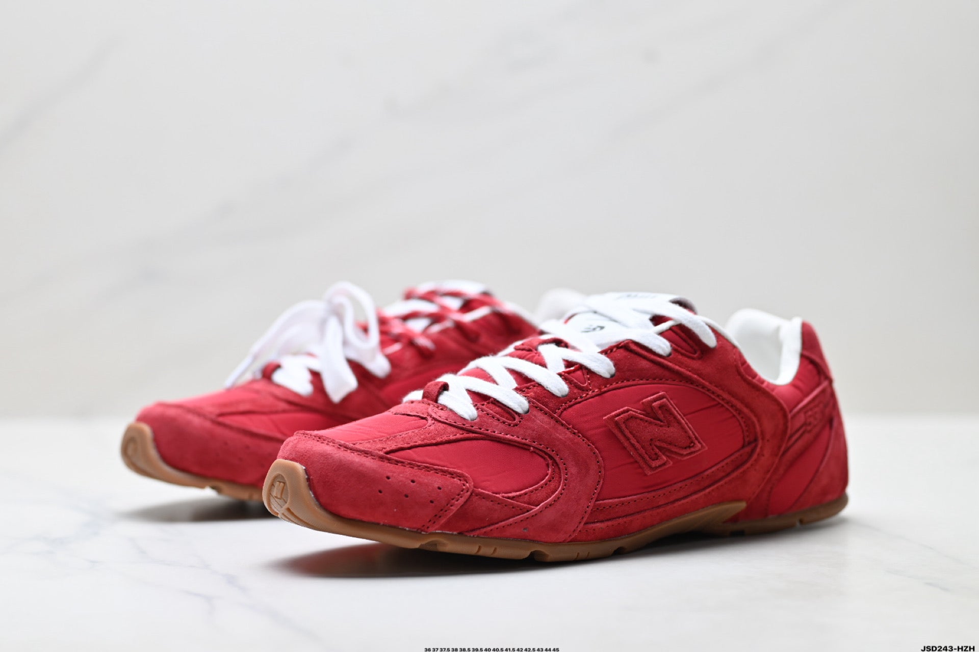 Miu Miu × New Balance 530 SL – 5E165E_D7R_F0383_F_BD05