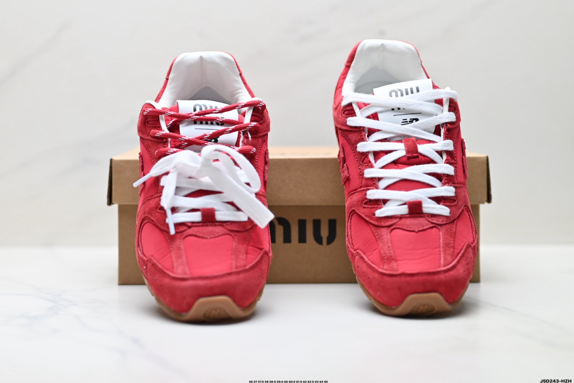 Miu Miu × New Balance 530 SL – 5E165E_D7R_F0383_F_BD05