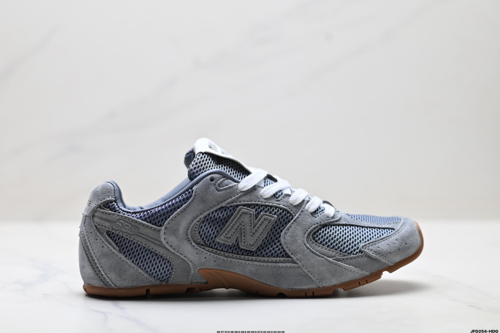 Miu Miu × New Balance 530 SL – 5E165E_3KV6_F0237_F_BD05