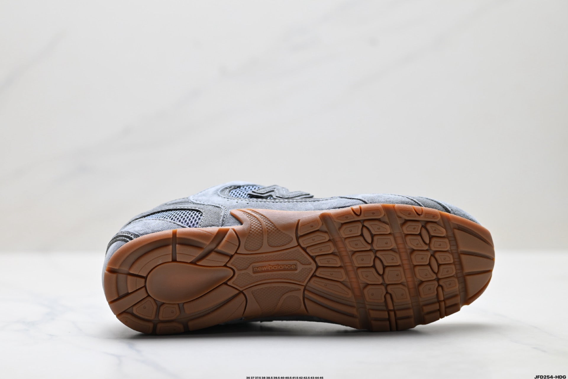 Miu Miu × New Balance 530 SL – 5E165E_3KV6_F0237_F_BD05