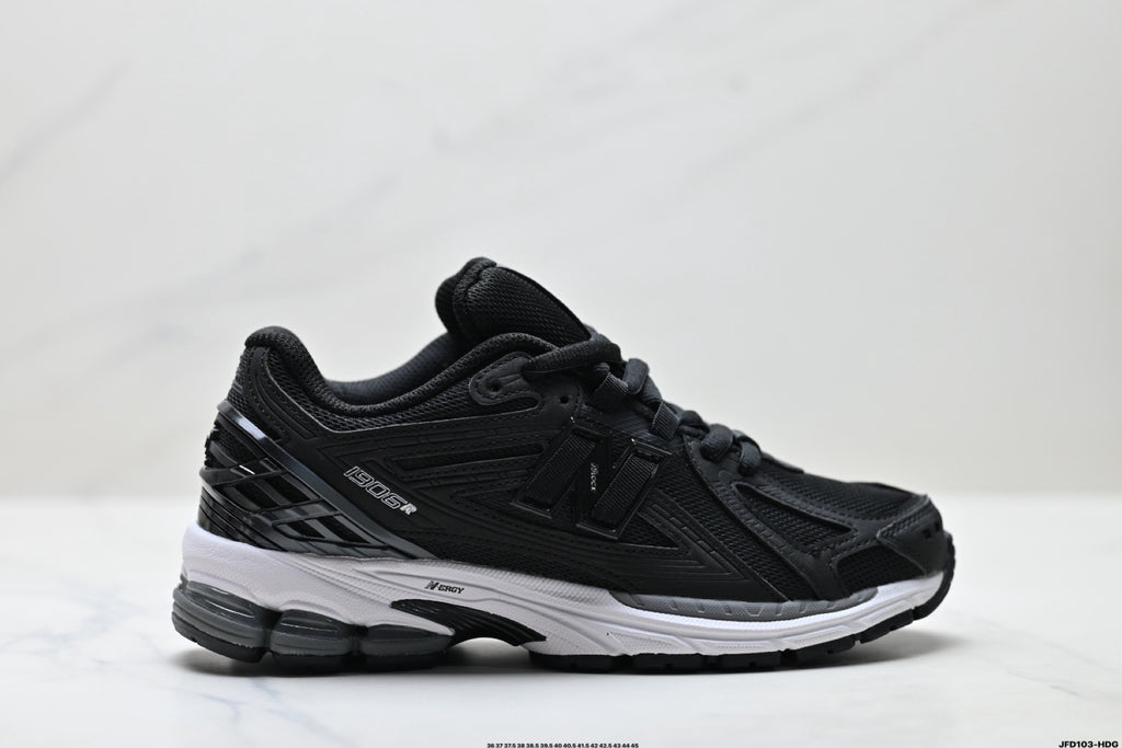 New Balance M1906 Retro Dad Sneaker – M1906RWJ