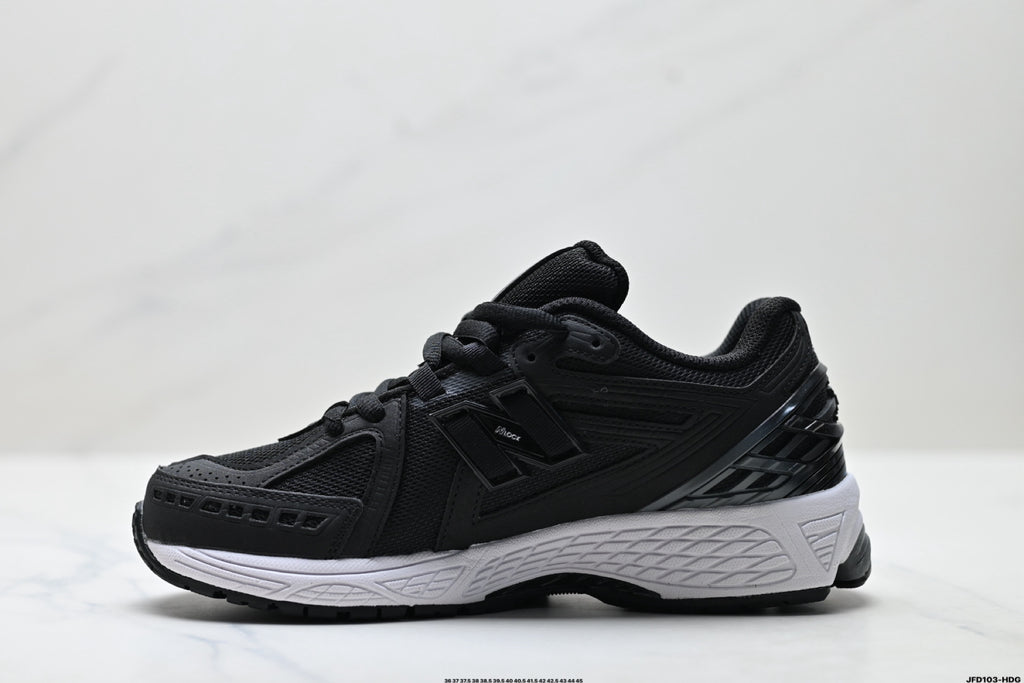 New Balance M1906 Retro Dad Sneaker – M1906RWJ