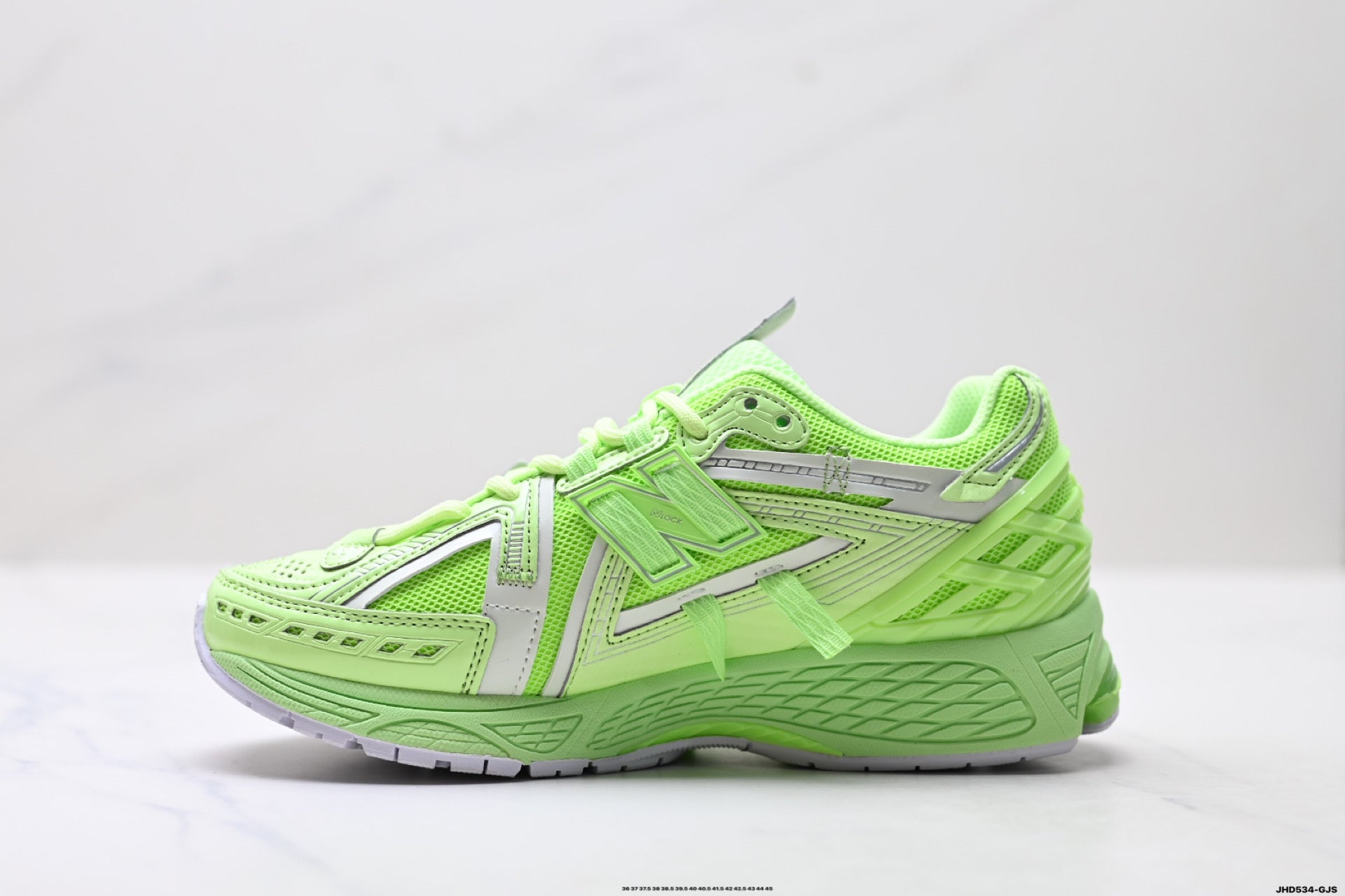 New Balance M1906 Retro Dad Sneaker – U1906AF