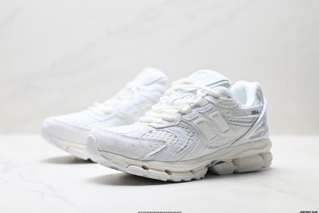New Balance U19541R3 Retro Dad Sneaker U19541R3