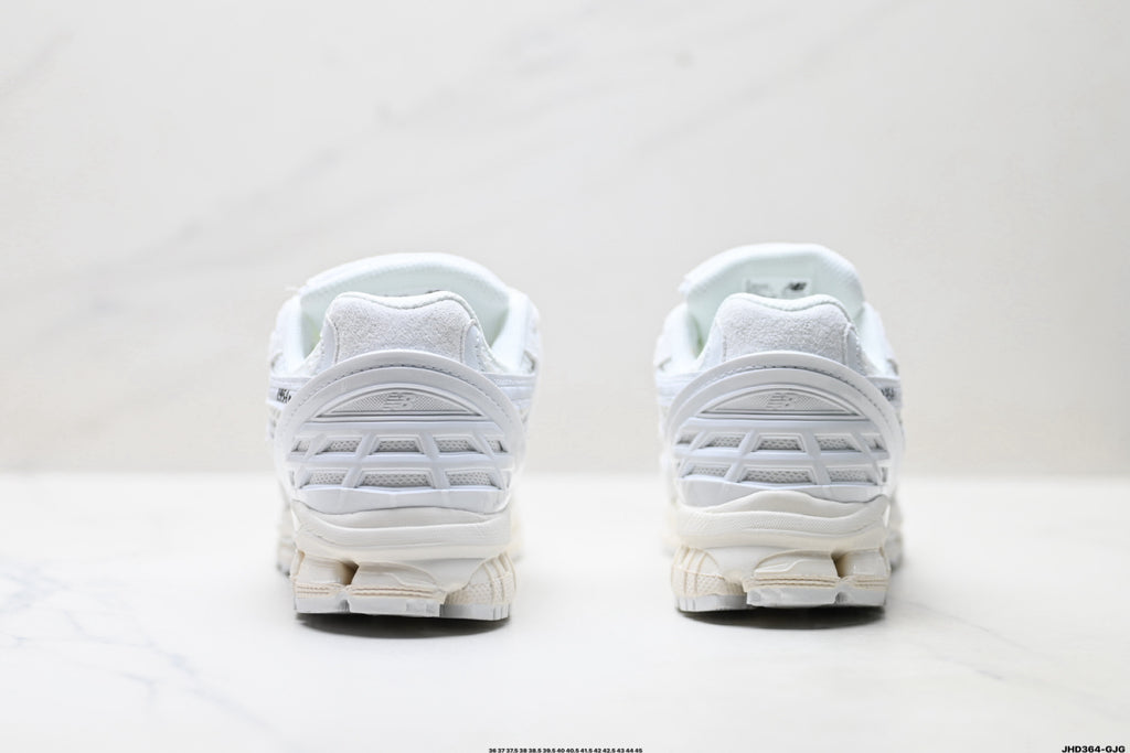 New Balance U19541R3 Retro Dad Sneaker U19541R3