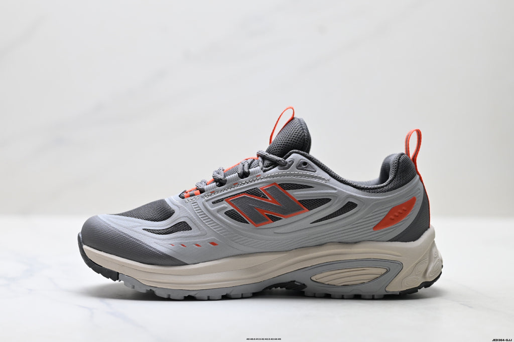 New Balance M4109G0 Low-Top Trail Running Sneaker M4109G0