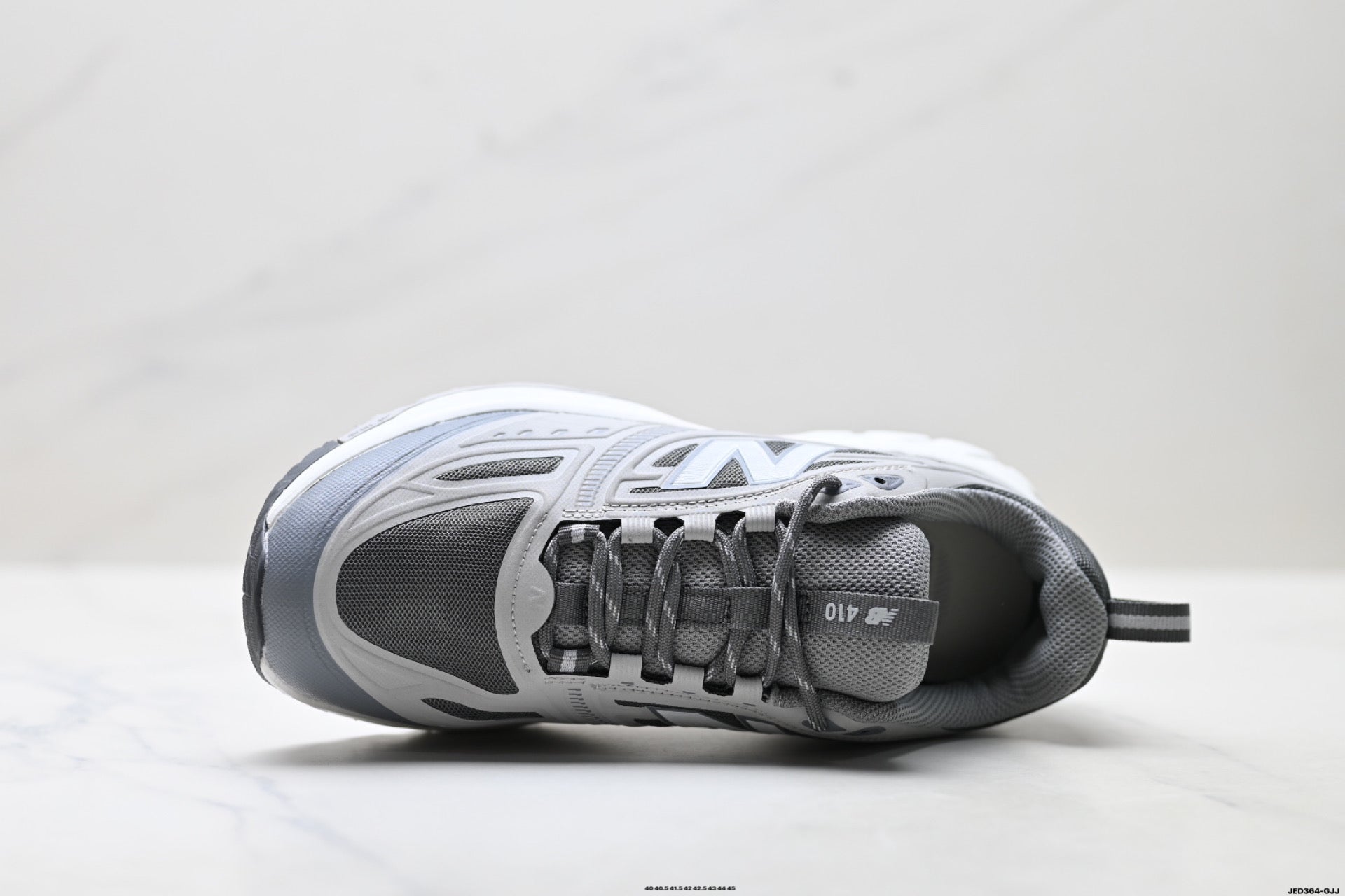 New Balance M4109G1 Low-Top Trail Running Sneaker