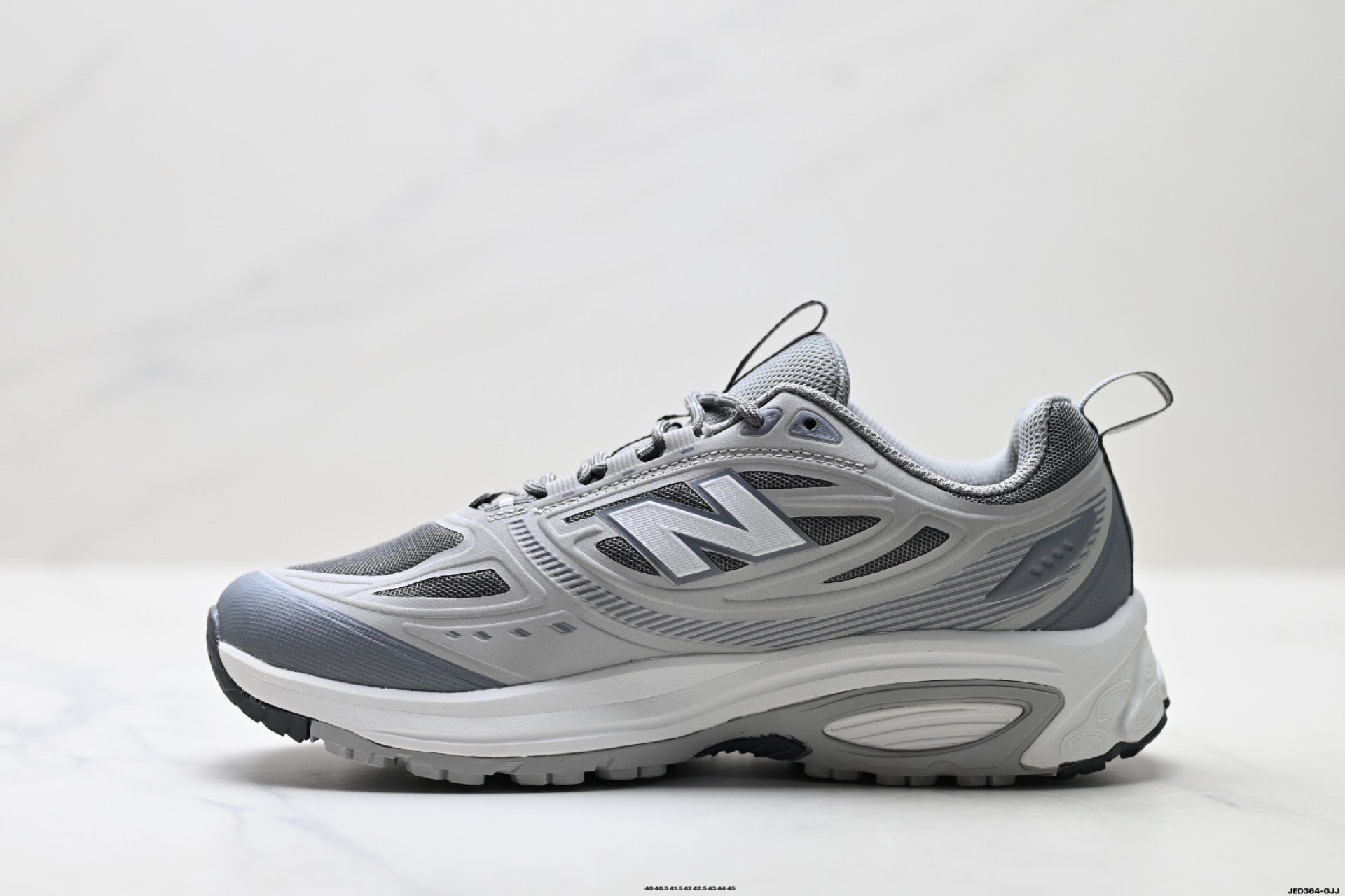 New Balance M4109G1 Low-Top Trail Running Sneaker