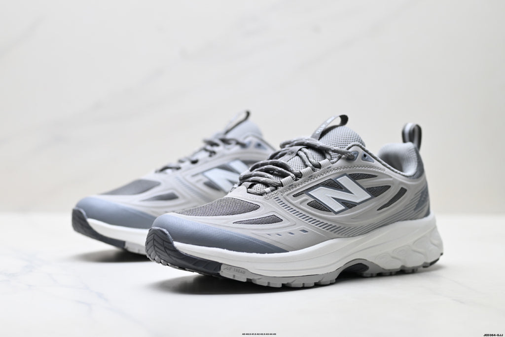 New Balance M4109G1 Low-Top Trail Running Sneaker