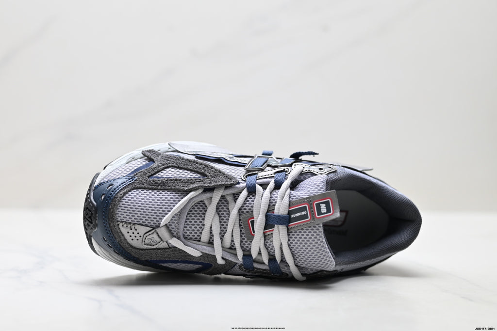 New Balance U19064F6 Retro Dad Sneaker U19064F6