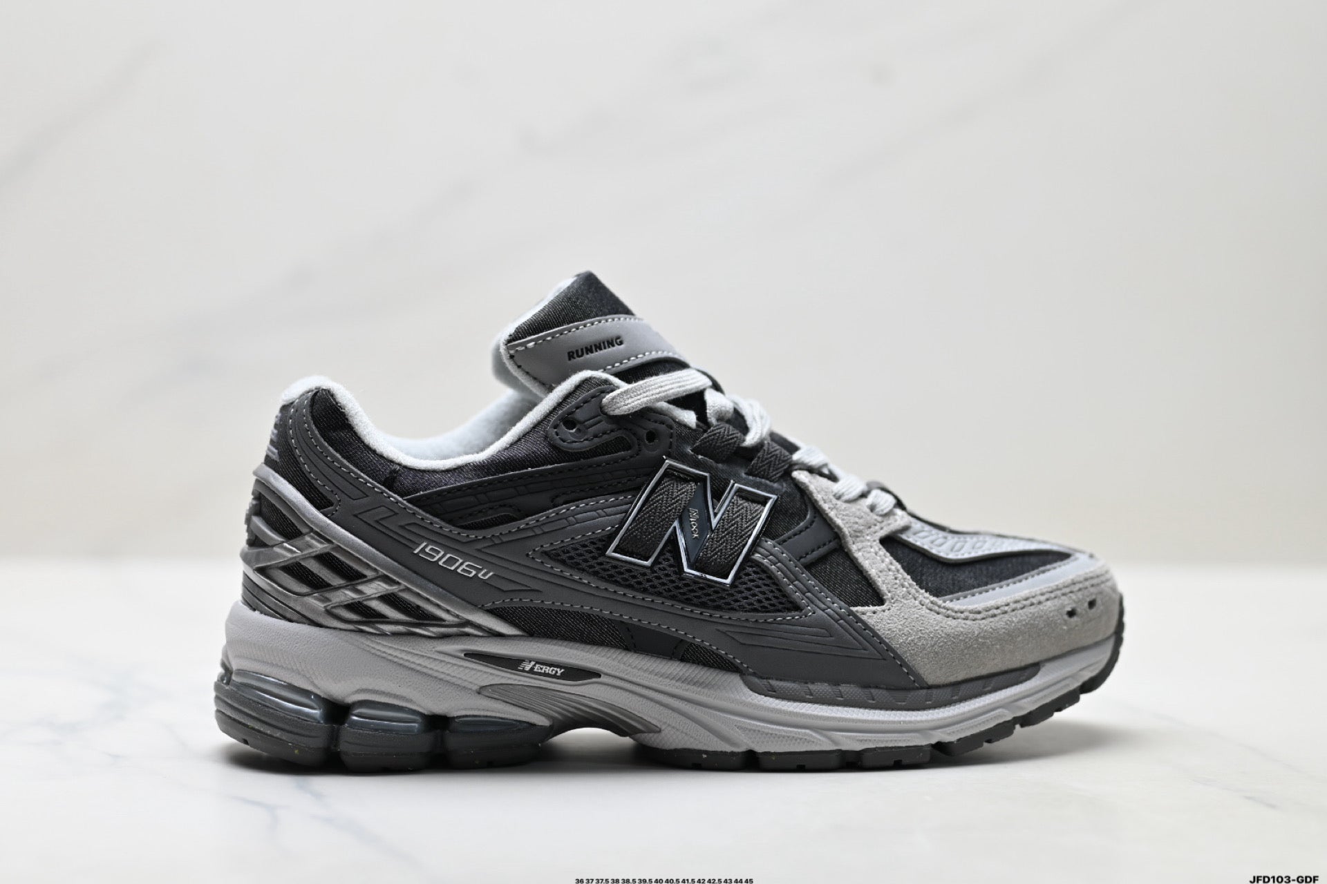 New Balance U19064JO Retro Dad Sneaker U19064JO