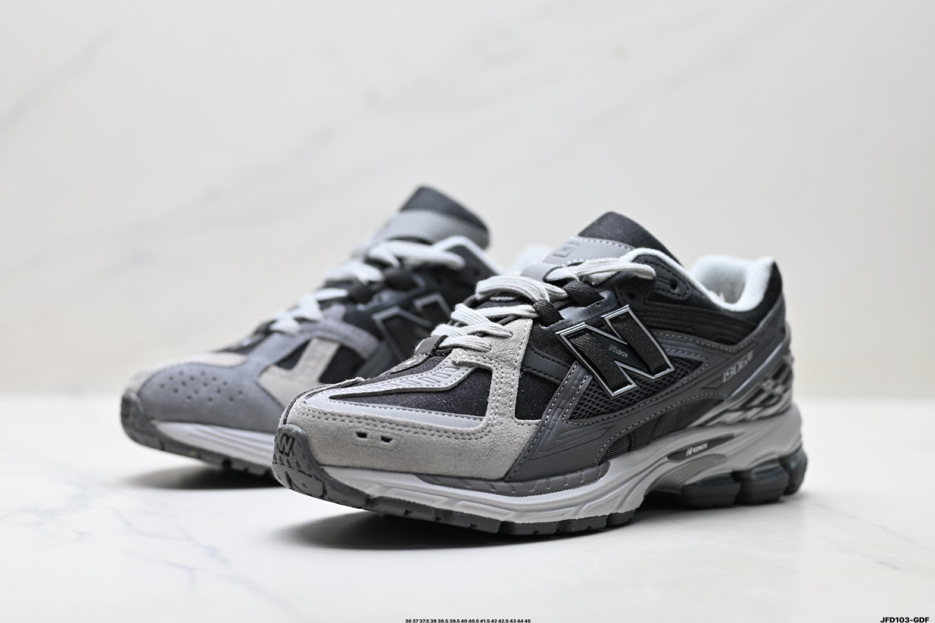 New Balance U19064JO Retro Dad Sneaker U19064JO