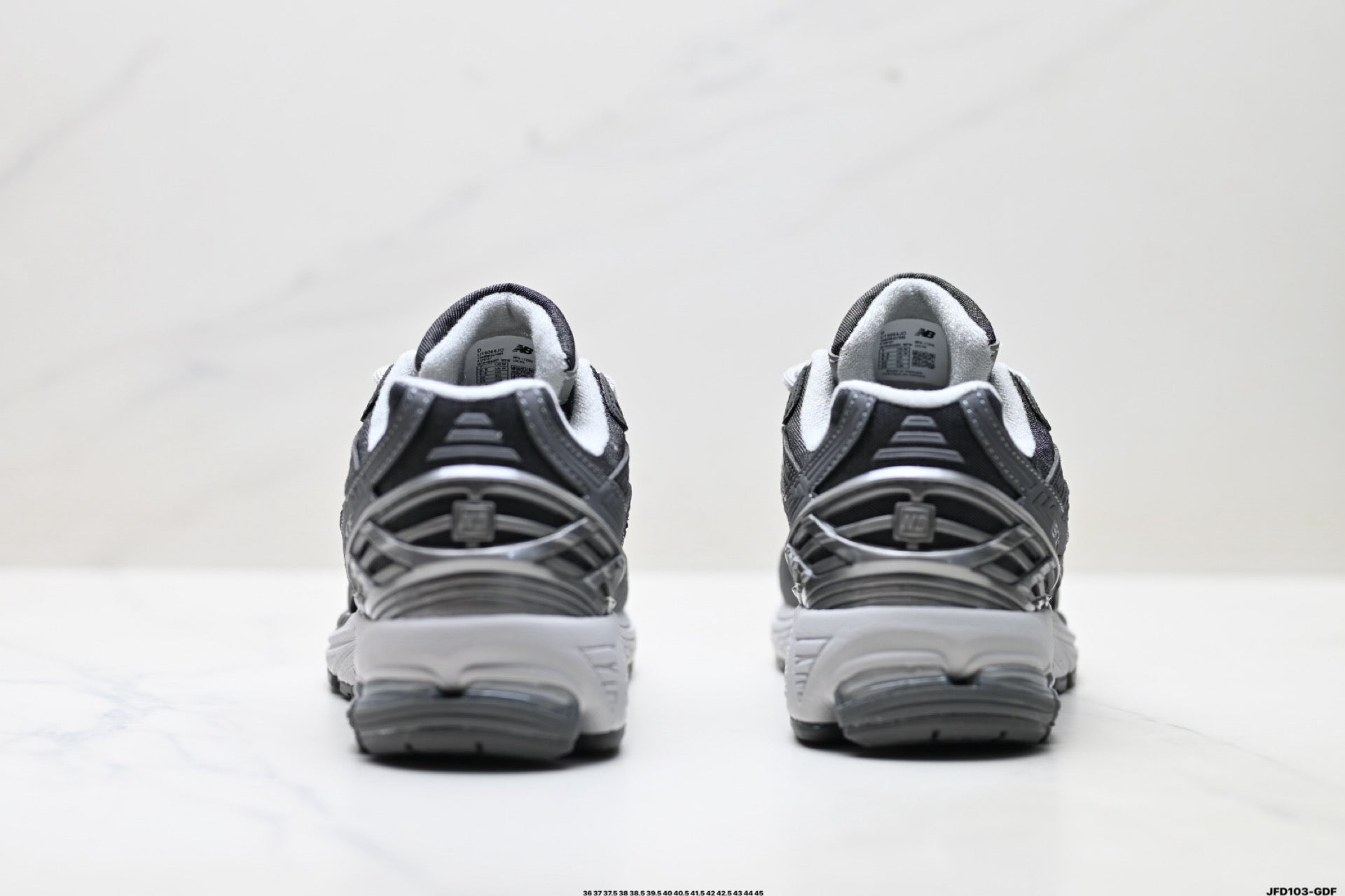 New Balance U19064JO Retro Dad Sneaker U19064JO