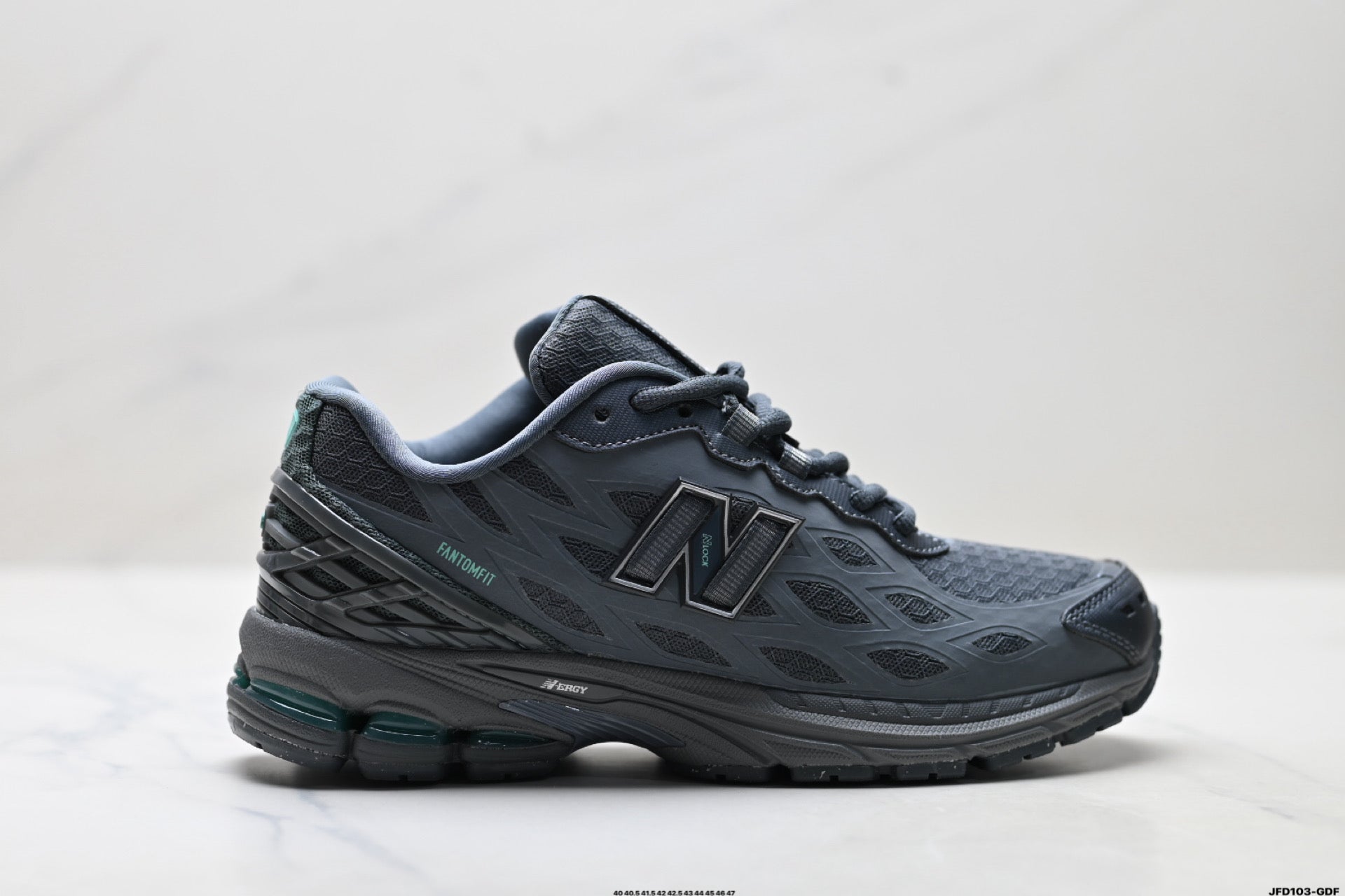New Balance U19067TK Retro Dad Sneaker U19067TK