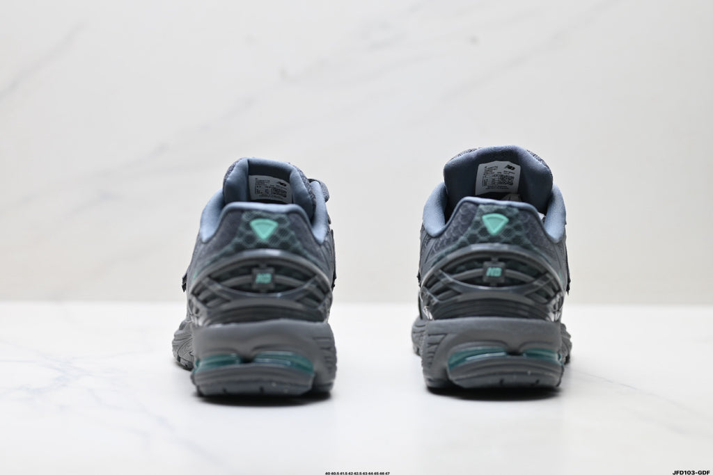 New Balance U19067TK Retro Dad Sneaker U19067TK
