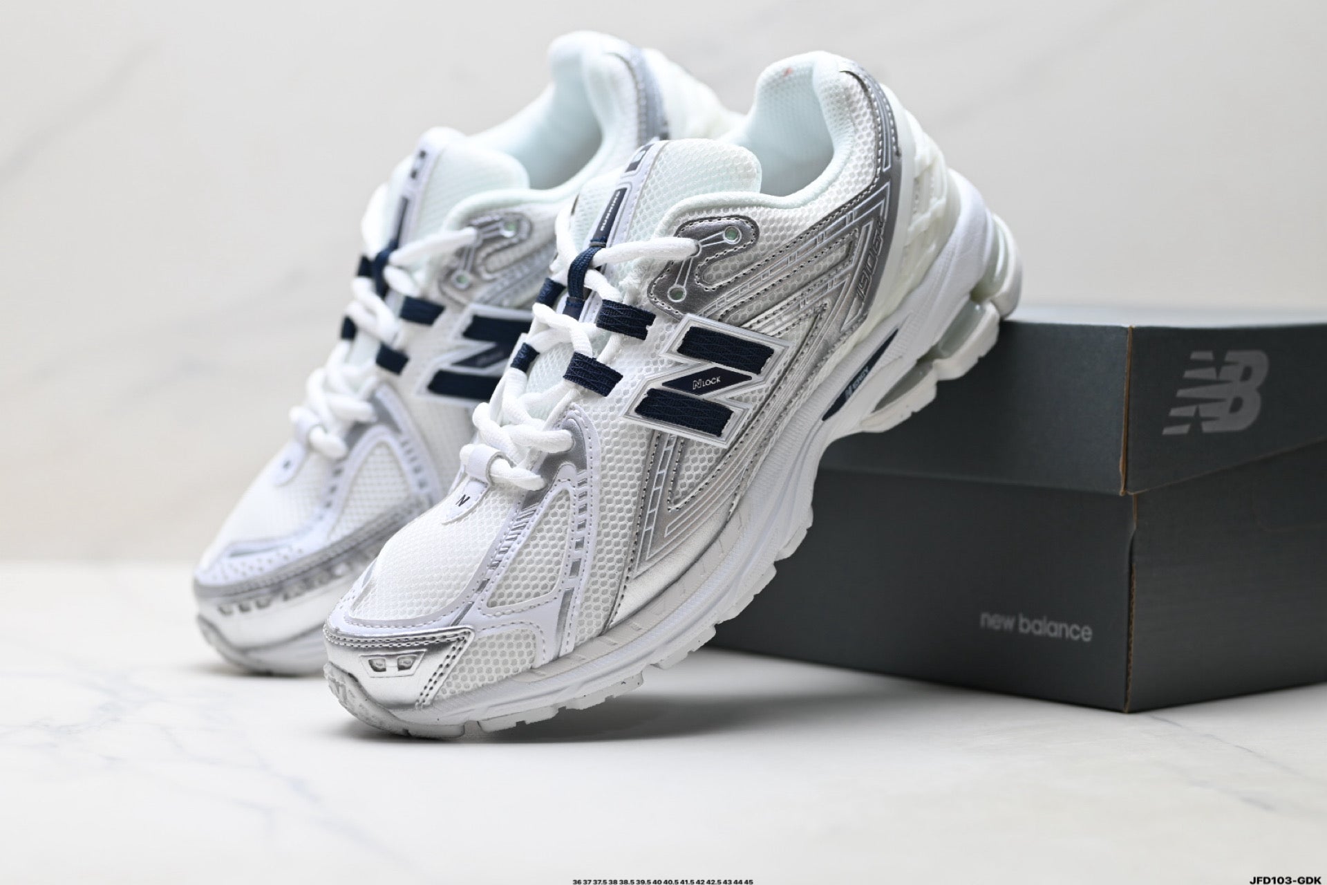 New Balance U1906RCM Retro Dad Sneaker U1906RCM