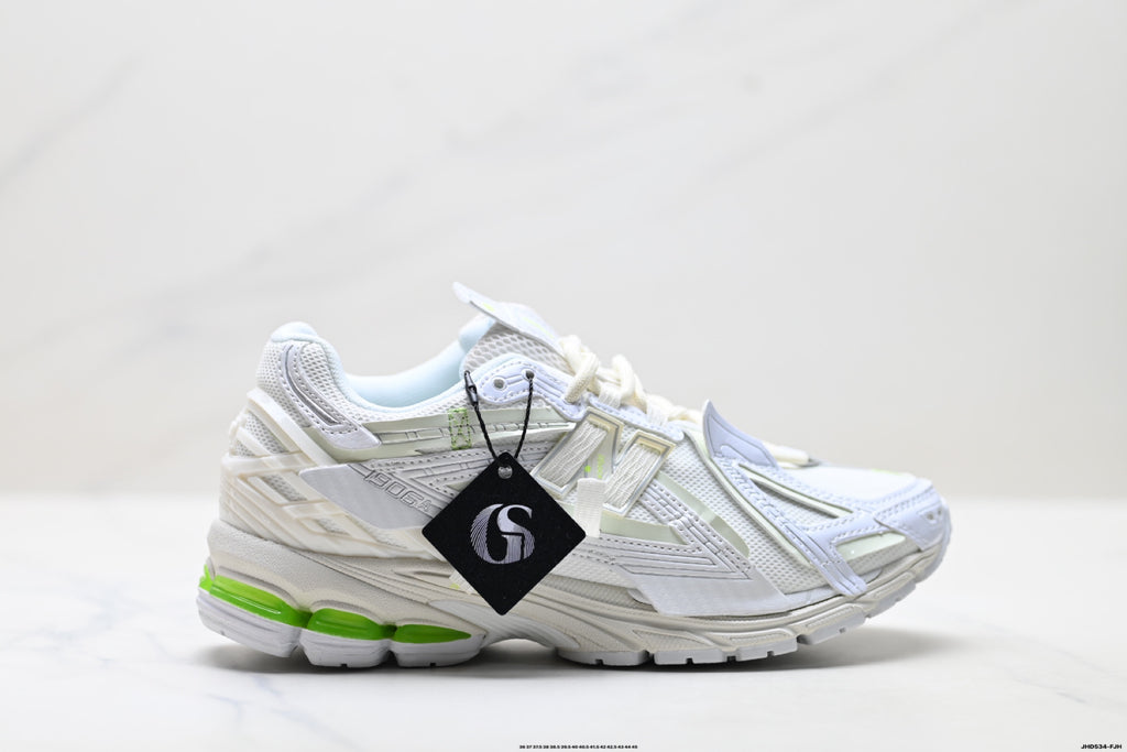 New Balance U1906AE-BMB Retro Dad Sneaker U1906AE-BMB