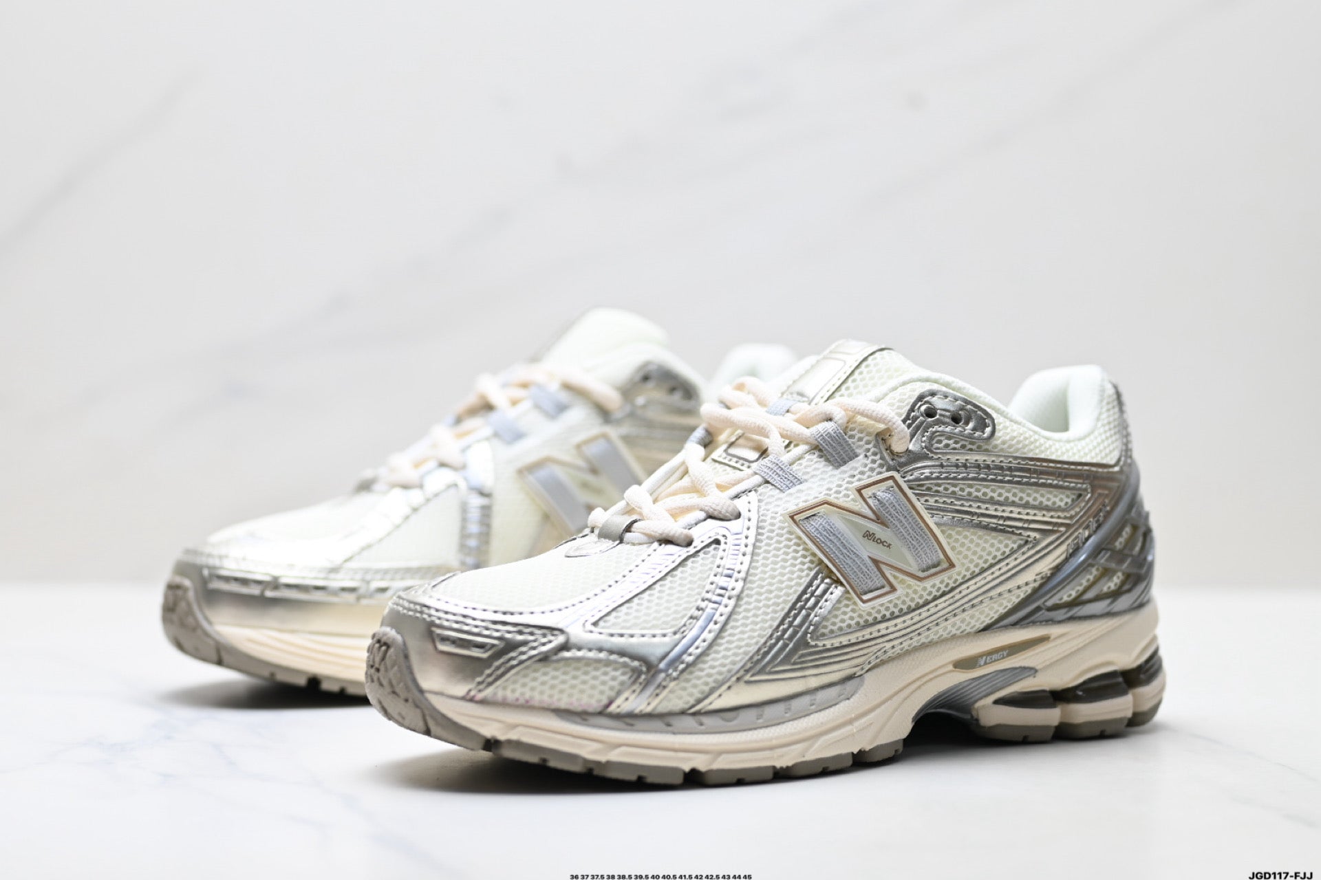 New Balance U1906RCN Retro Dad Sneaker U1906RCN