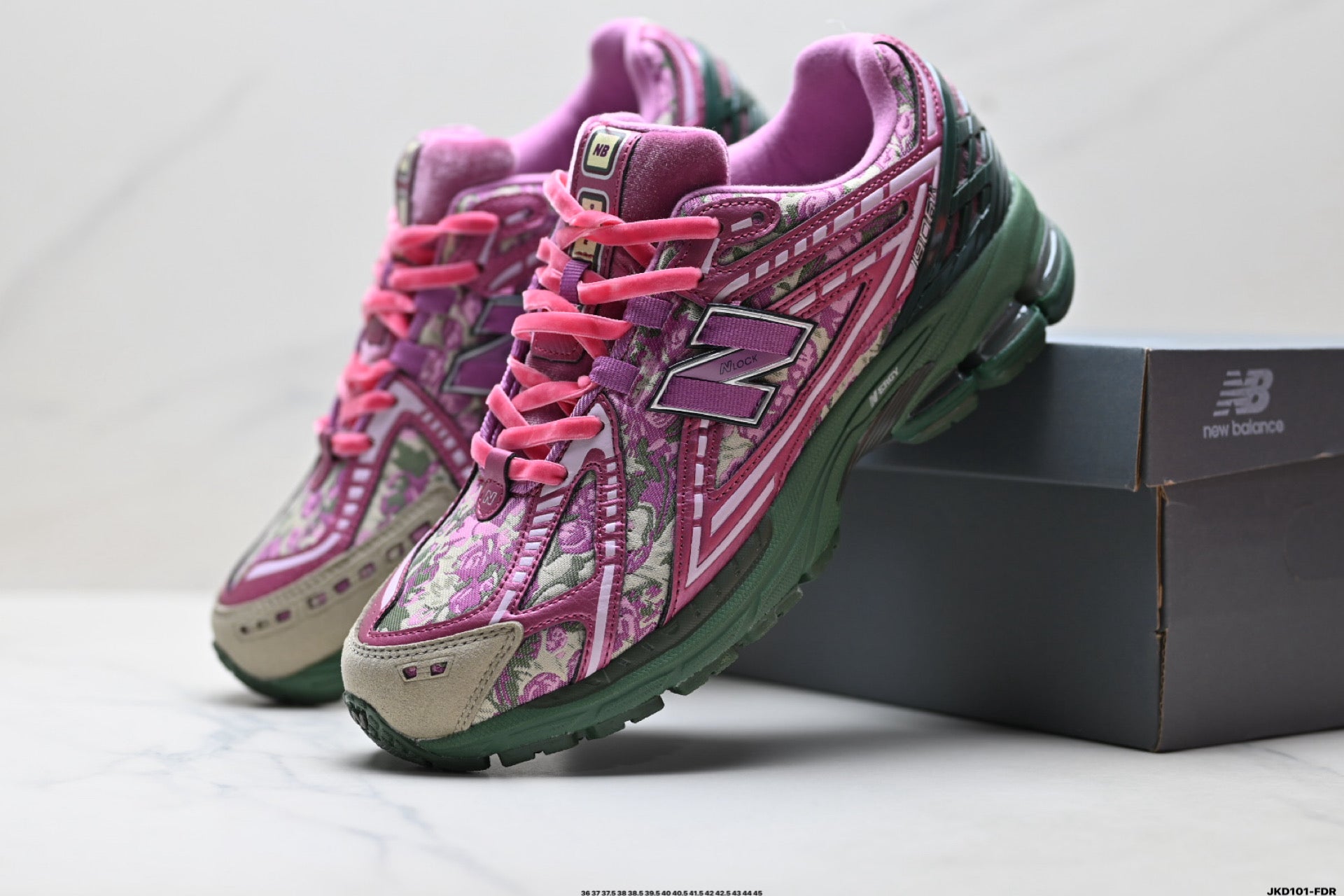 New Balance M1906RJH Retro Dad Sneaker M1906RJH