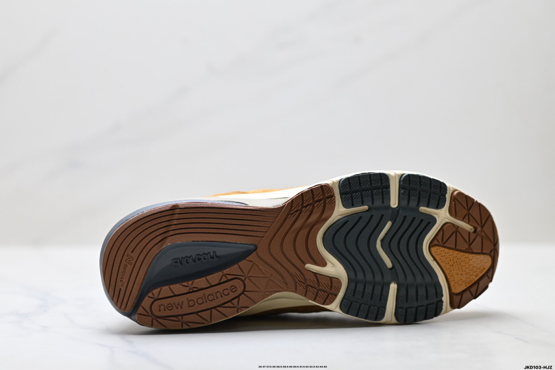 New Balance 990v6 Retro Mesh & Pigskin Low-Top Sneaker M990CH6