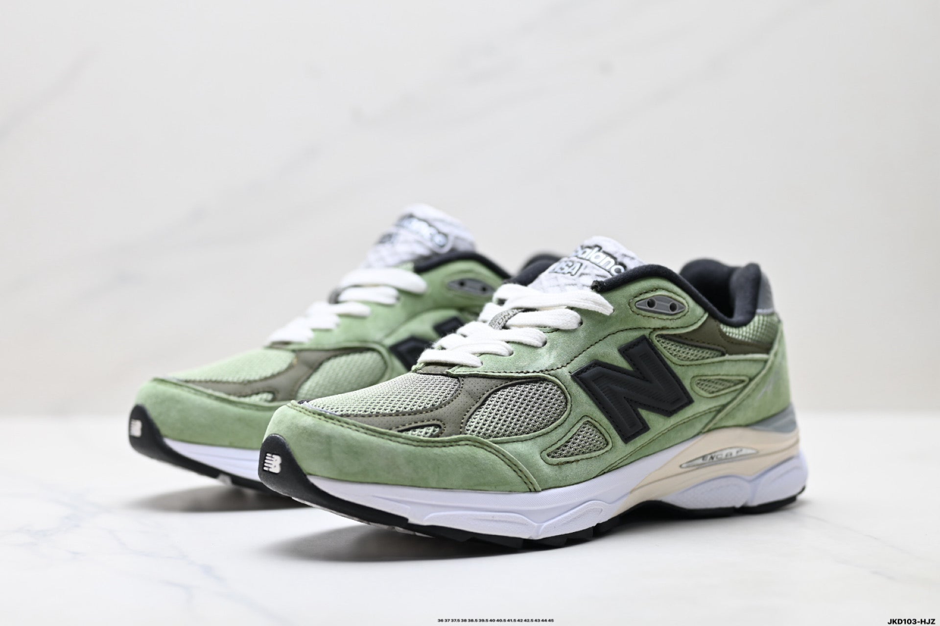 New Balance 990v3 Retro Mesh & Pigskin Low-Top Sneaker M990JD3