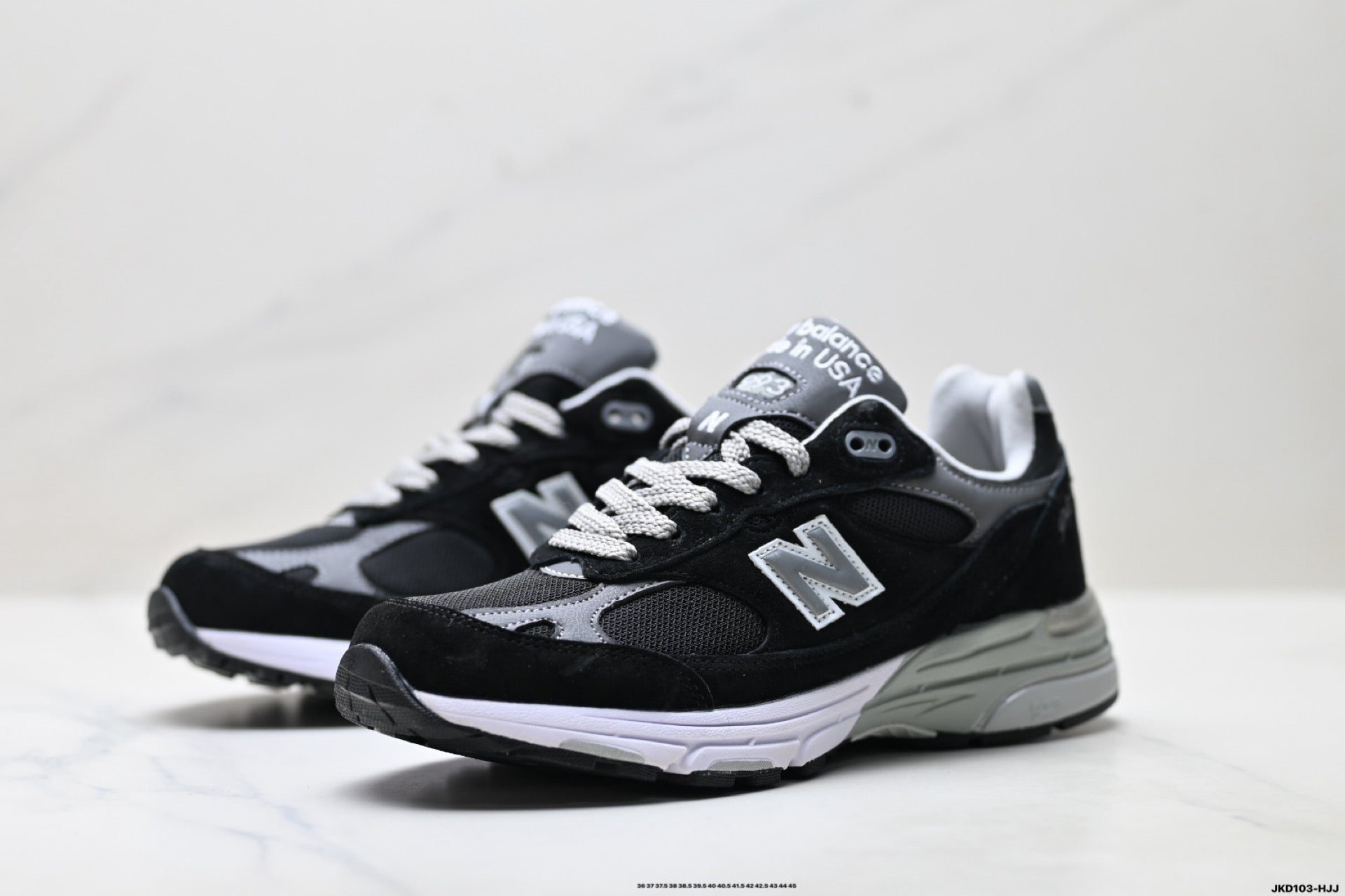 New Balance MR993 Made in USA Retro Dad Sneaker U993NV-ECL