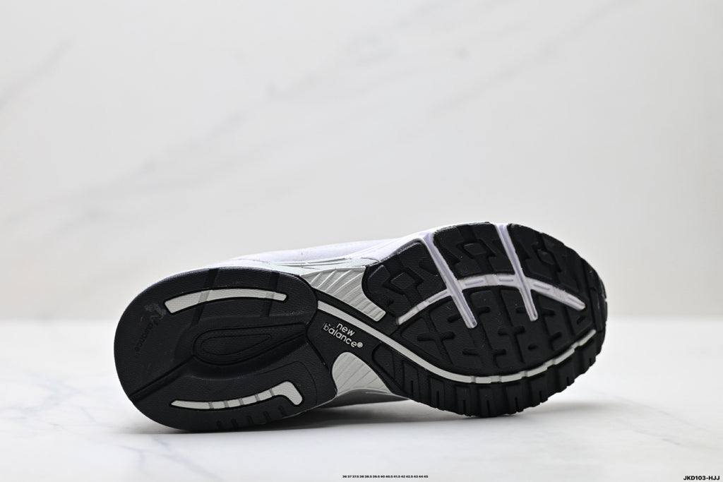 New Balance MR993 Made in USA Retro Dad Sneaker MR993GL