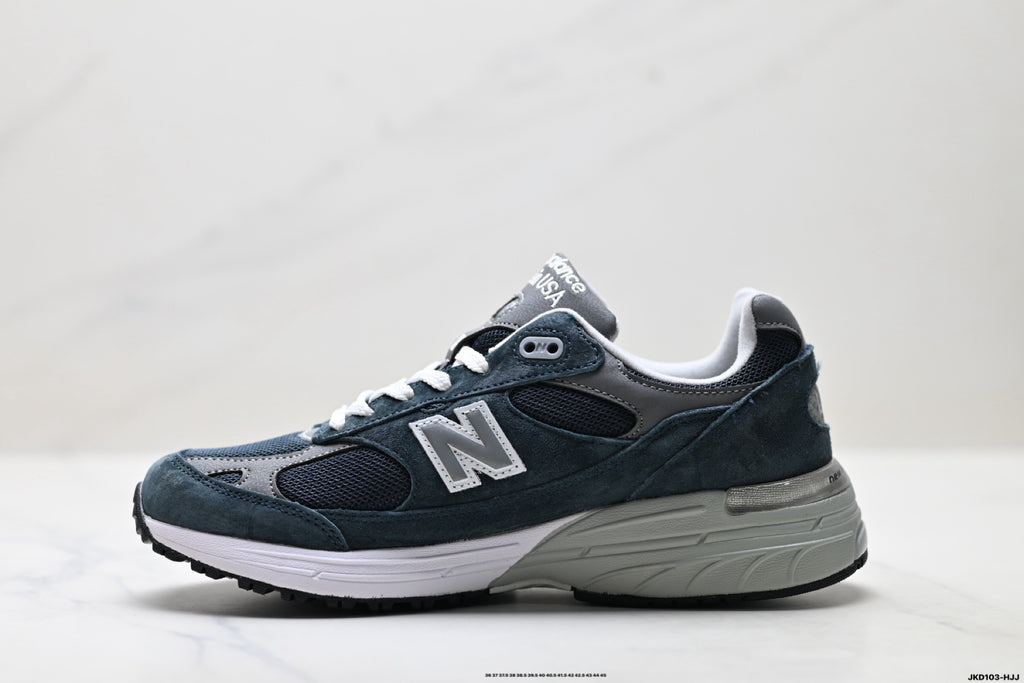 New Balance MR993 Made in USA Retro Dad Sneaker U993NV-B